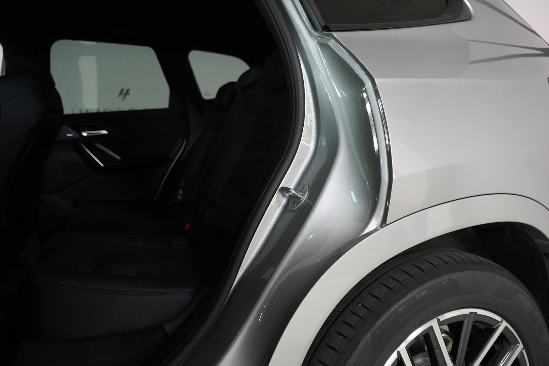 BMW X1 xDrive 30e M Sport-image-12