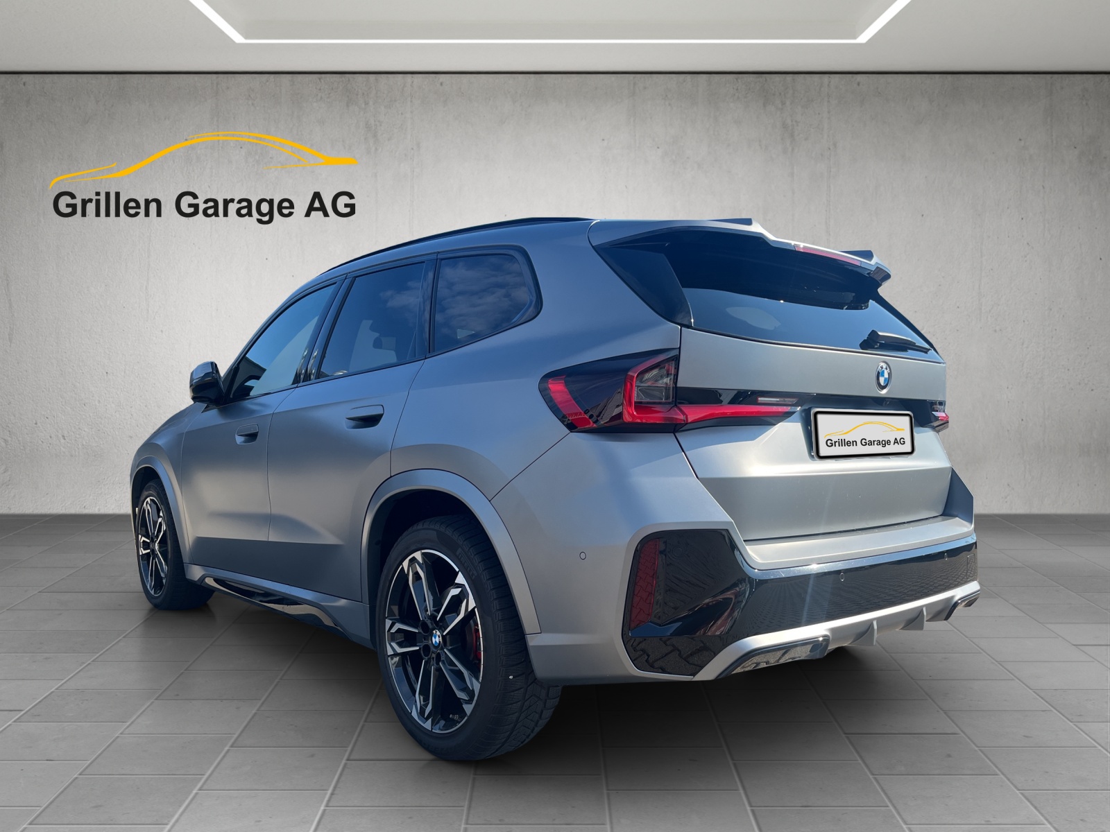BMW X1 23d xDrive paddles-showroom-element-2