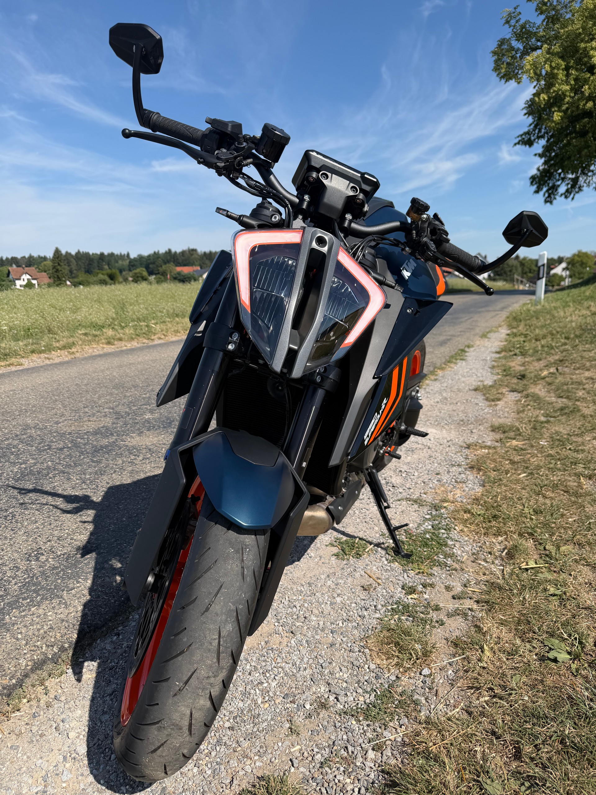 KTM 1290 Super Duke R EVO-image-2