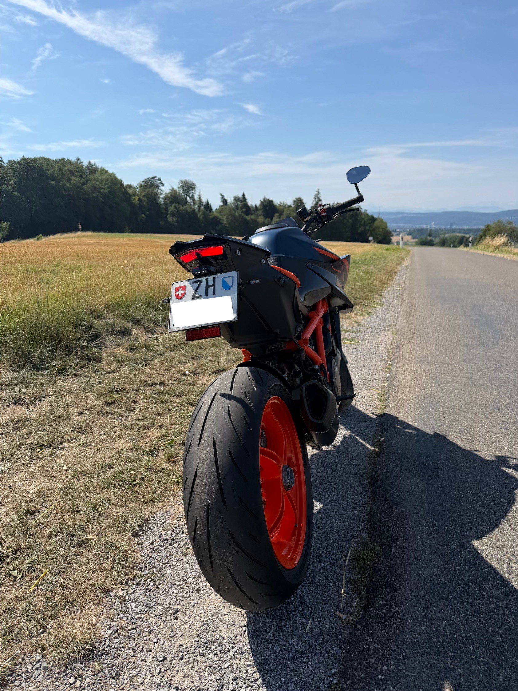KTM 1290 Super Duke R EVO-image-3