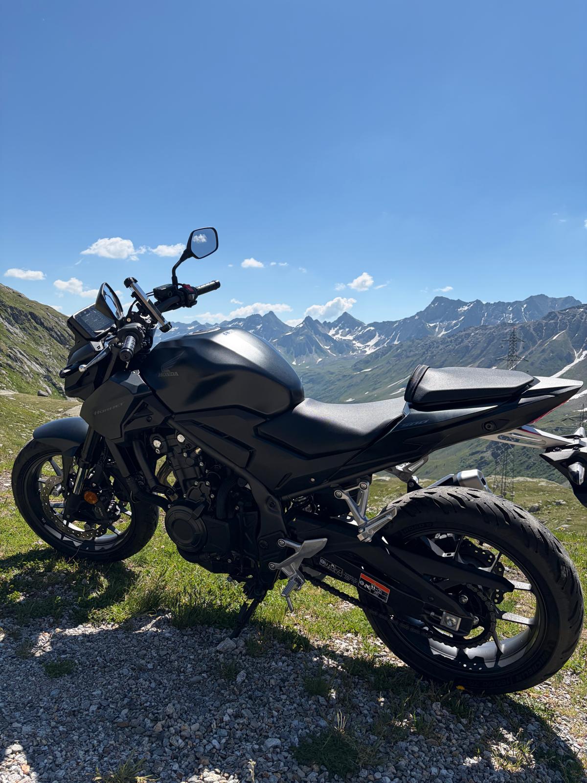 HONDA CB 500 Hornet-image-0