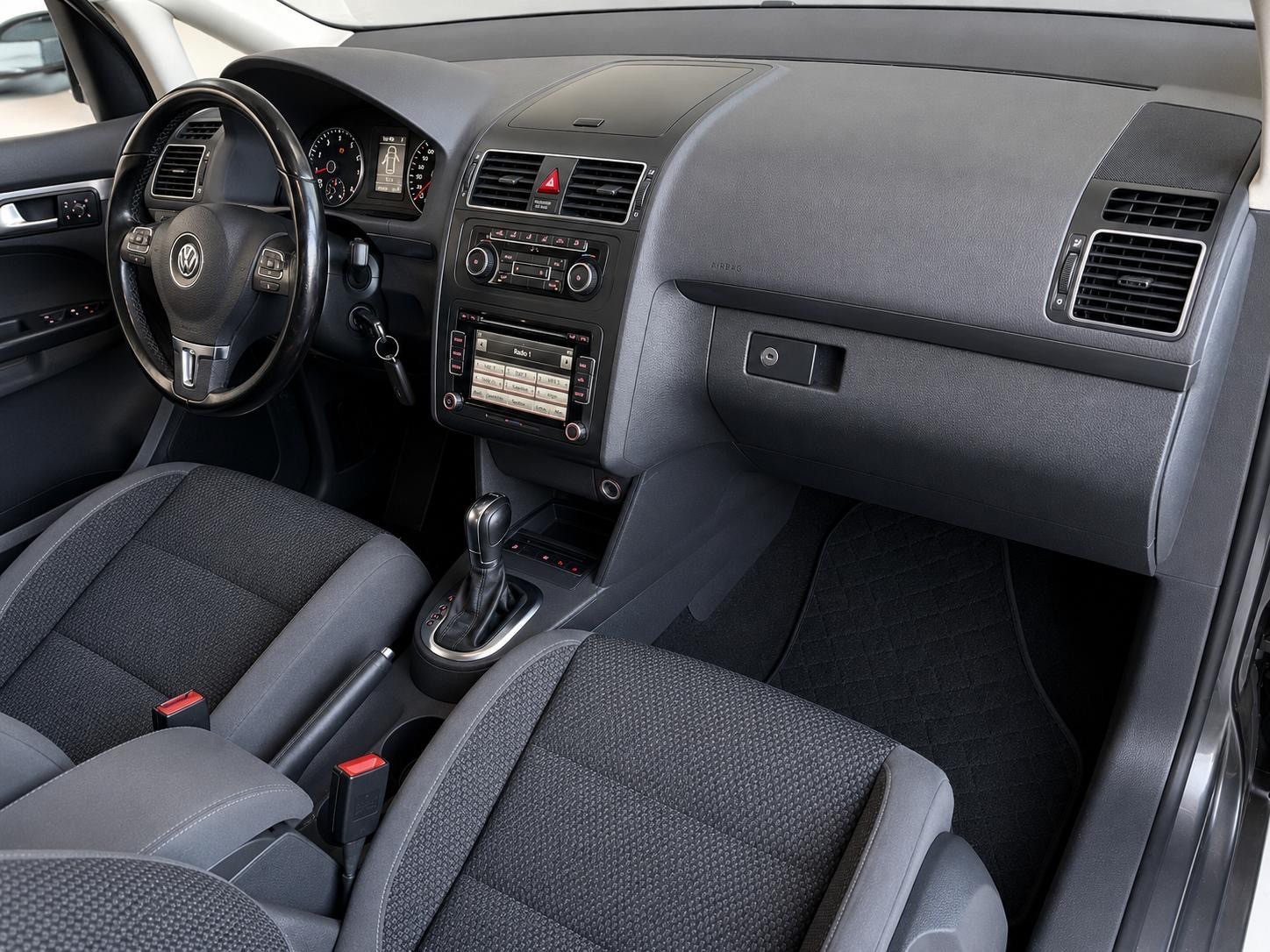VW Touran 1.4 TSI 7 Plätze Comfortline DSG-image-8