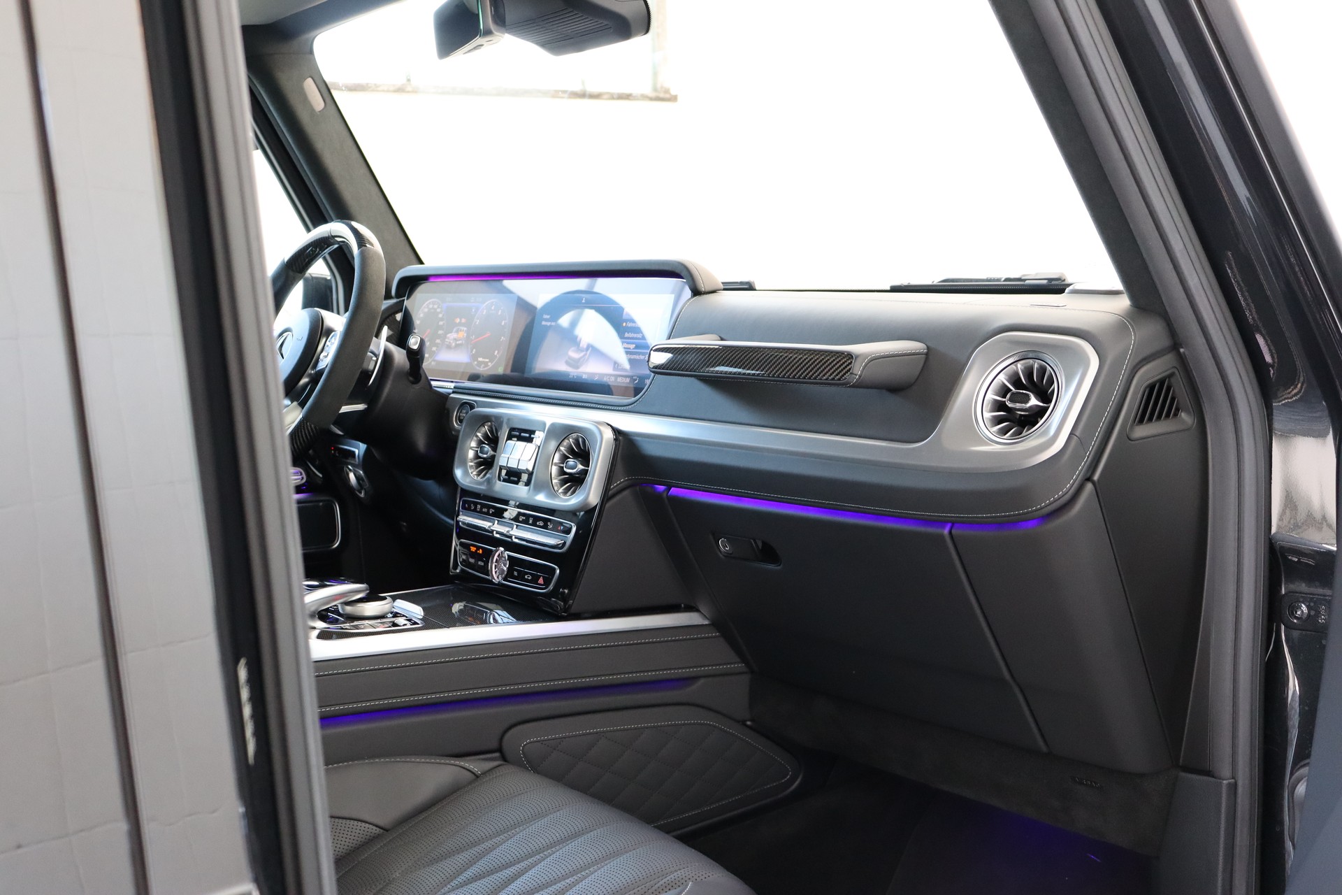 MERCEDES-BENZ G 63 AMG Speedshift Plus G-Tronic-image-15