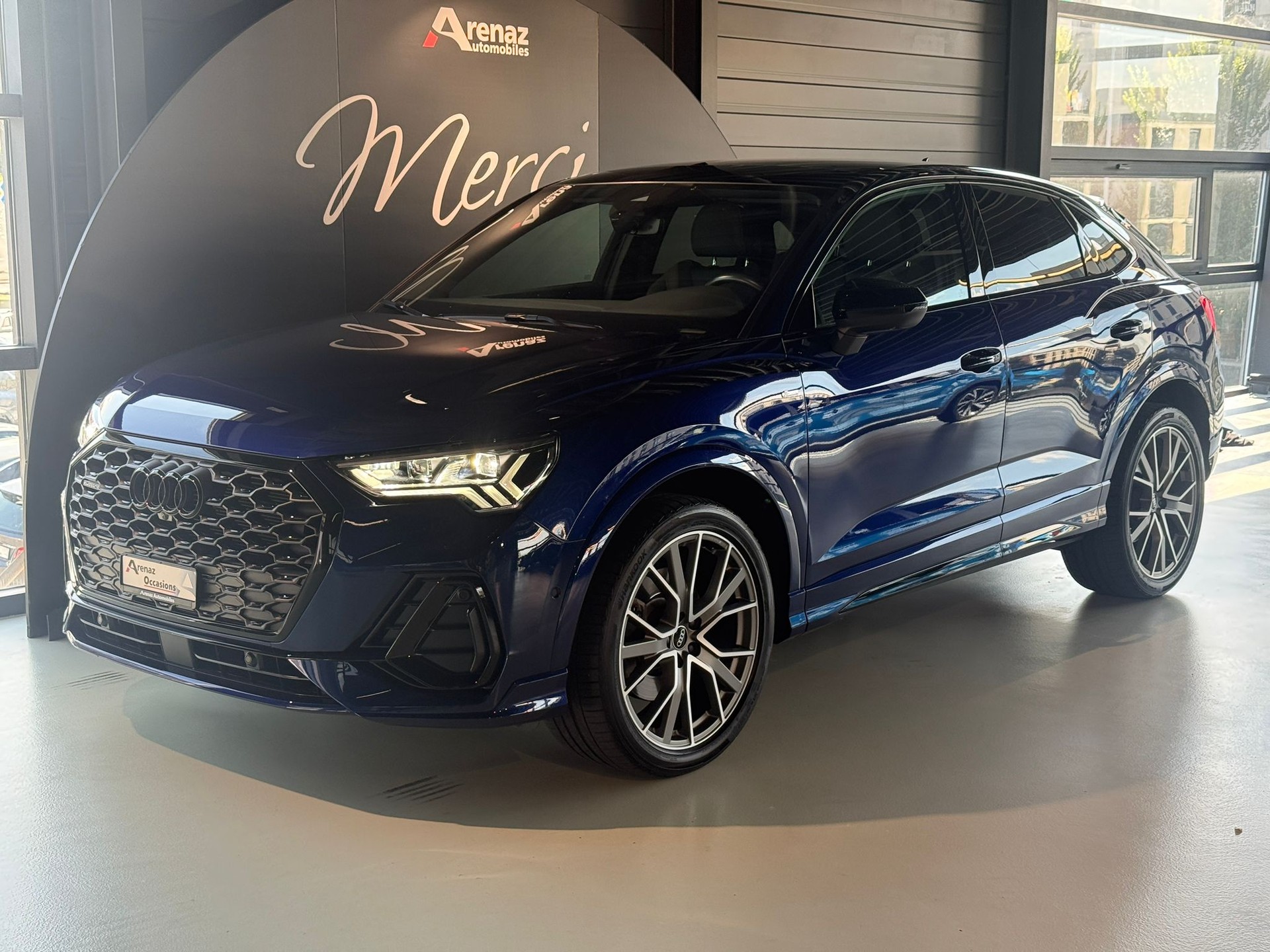 AUDI Q3 Sportback 45 TFSI S line quattro S-tronic-showroom-element-2