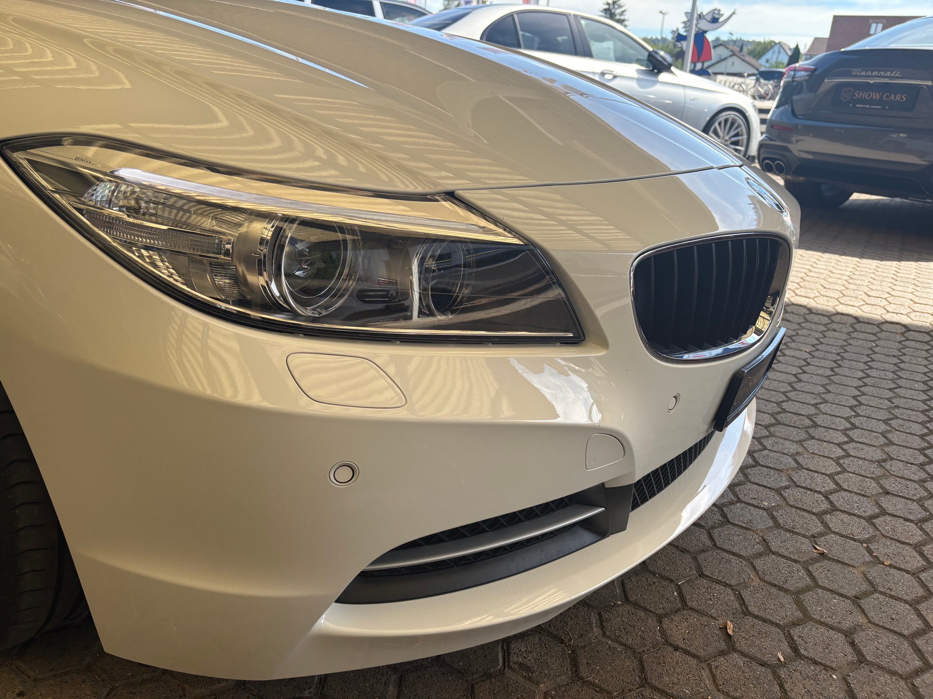 BMW Z4 sDrive28i Steptronic-image-4