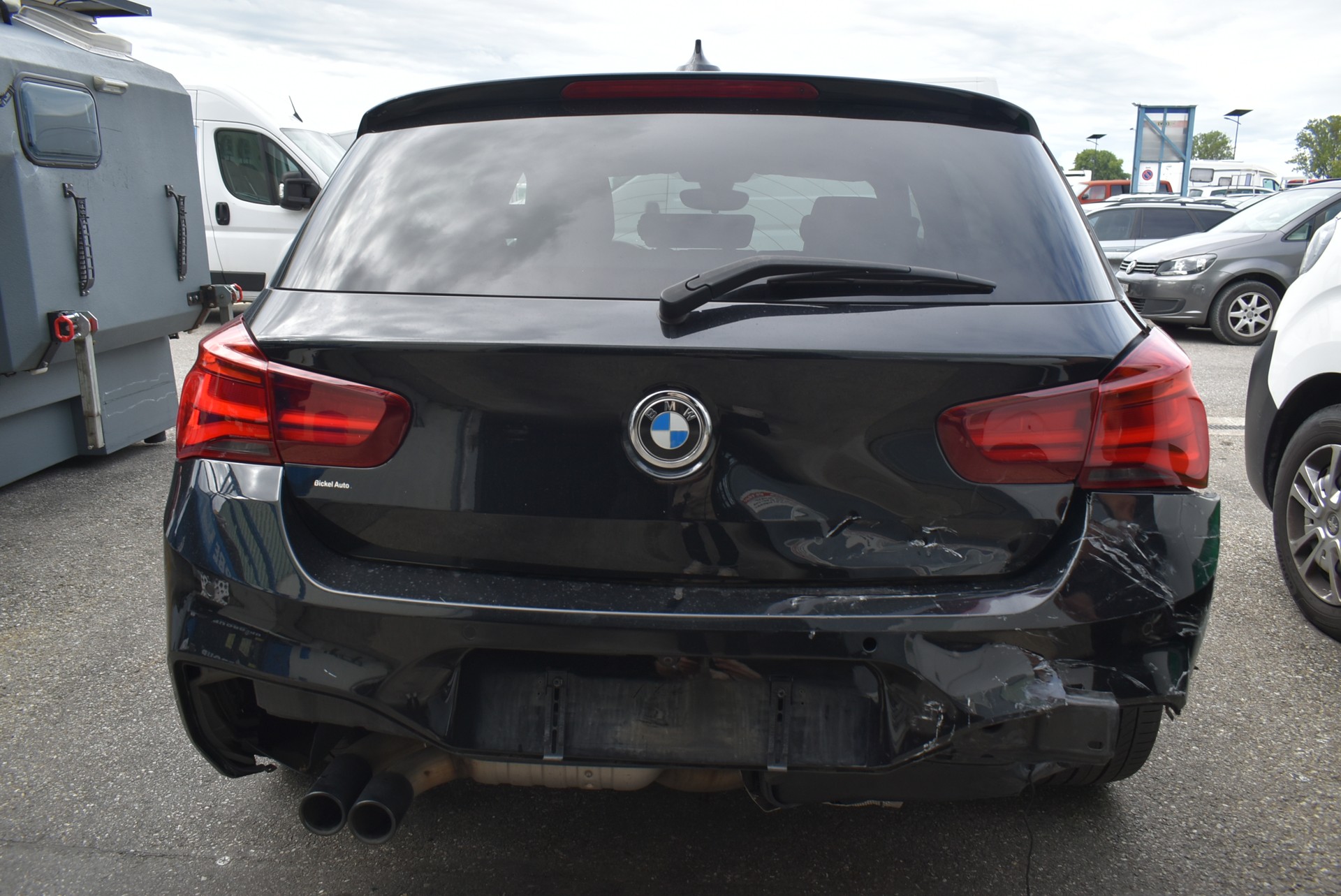 BMW 120d xDrive Edition Sport Line Steptronic-image-10