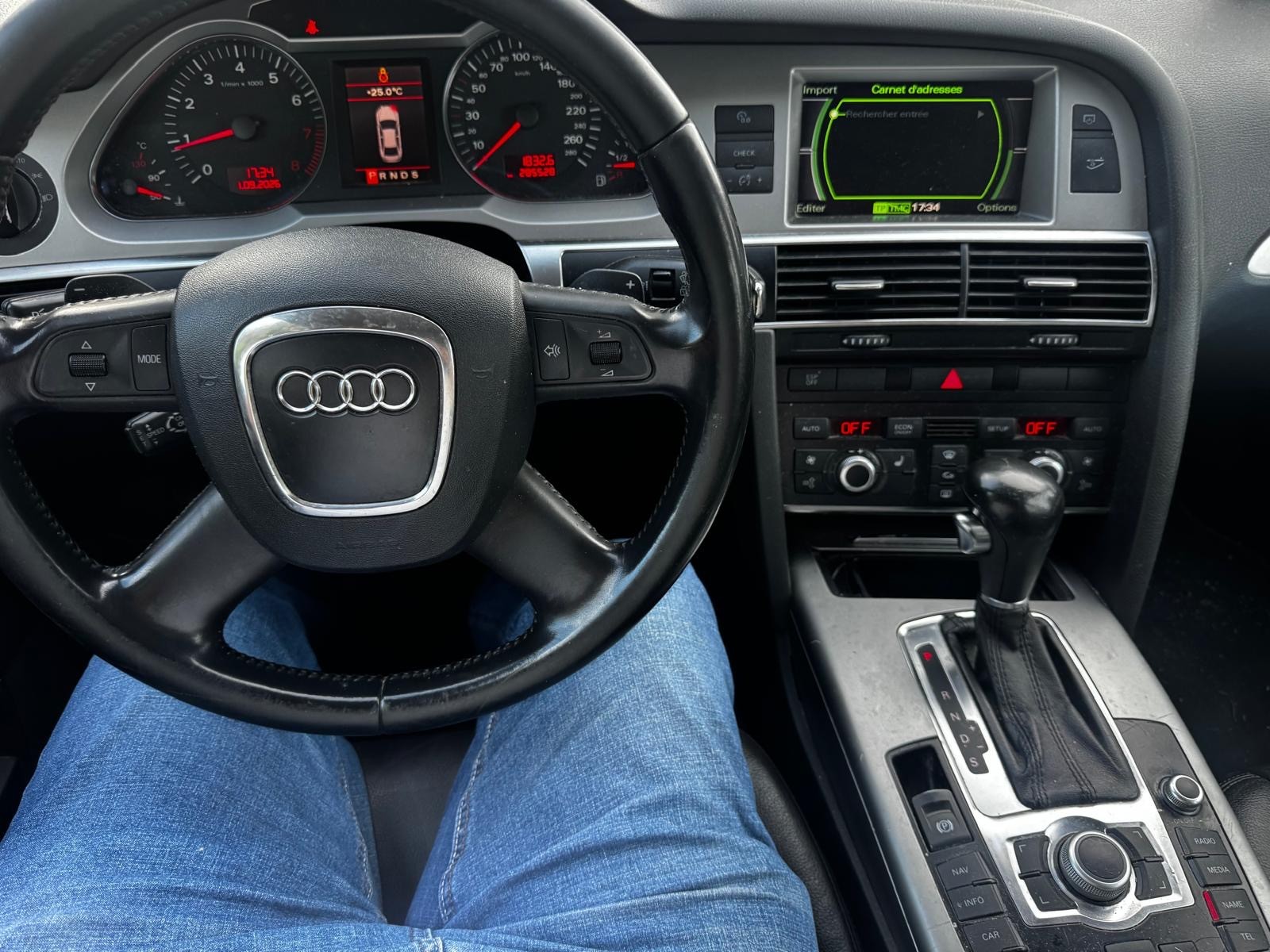 AUDI A6 Avant 3.2 V6 FSI quattro-image-10