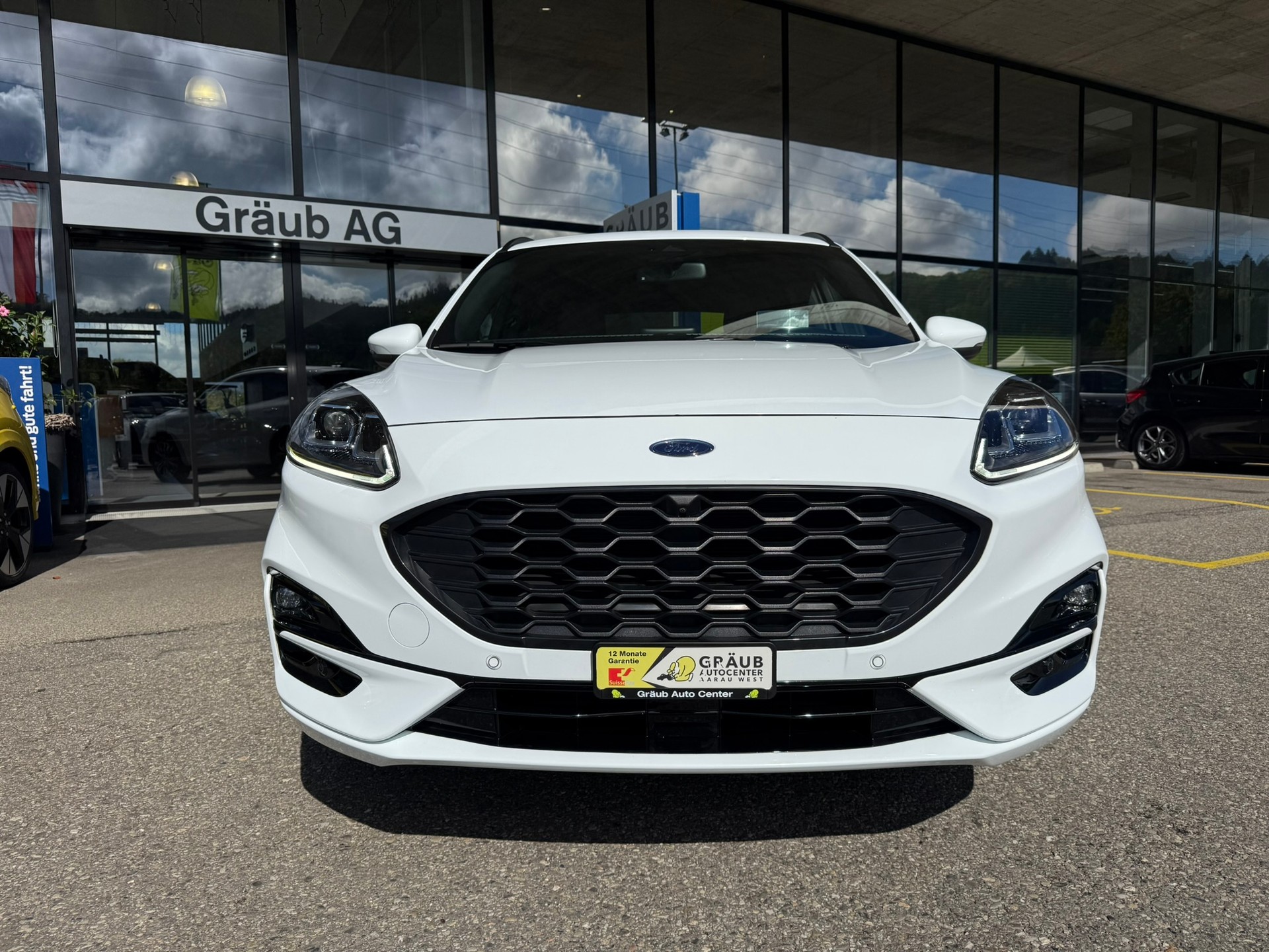 FORD Kuga 2.5 FHEV ST-Line X 4WD-showroom-element-1