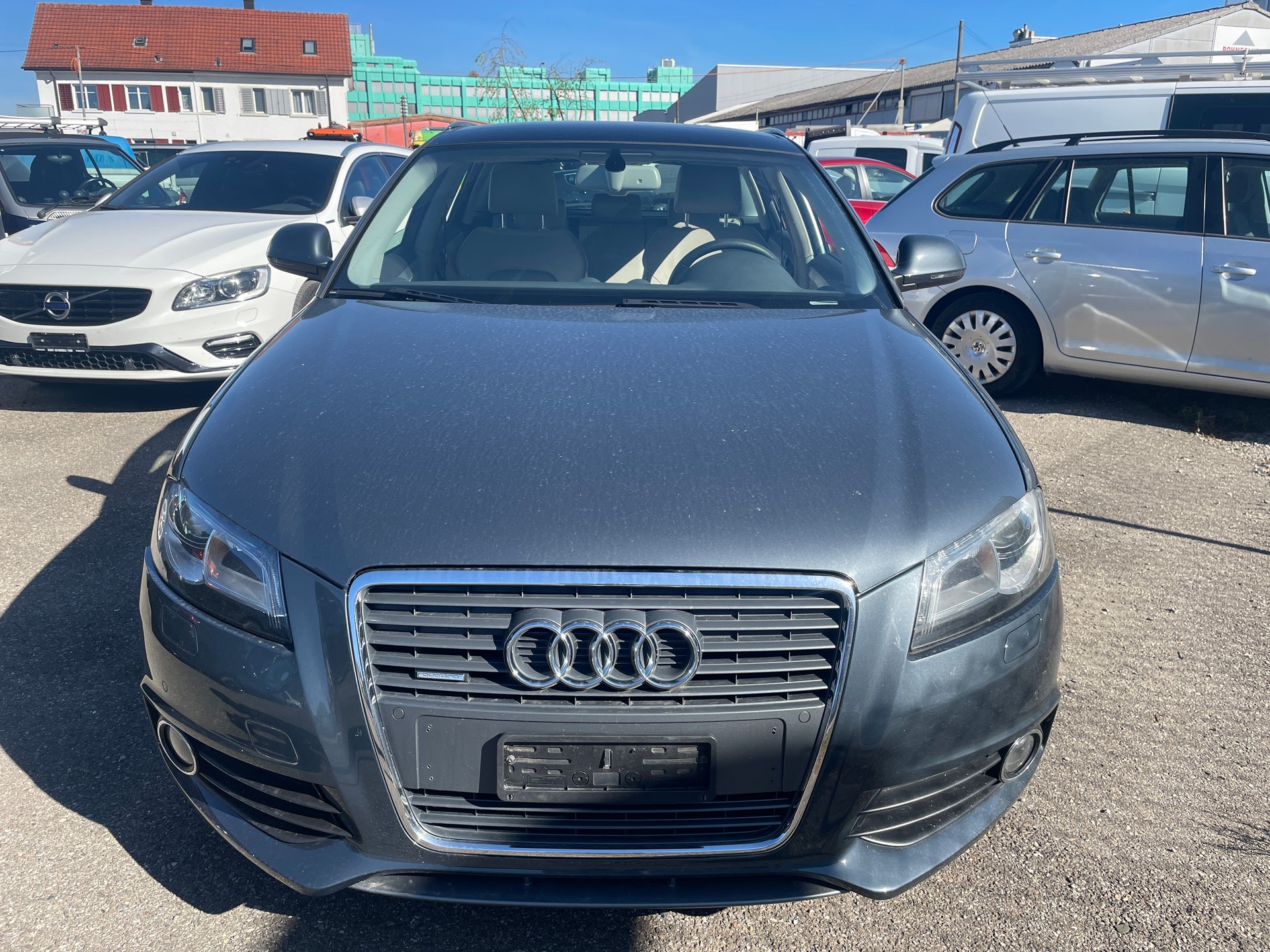 AUDI A3 Sportback 2.0 Turbo FSI Ambiente quattro