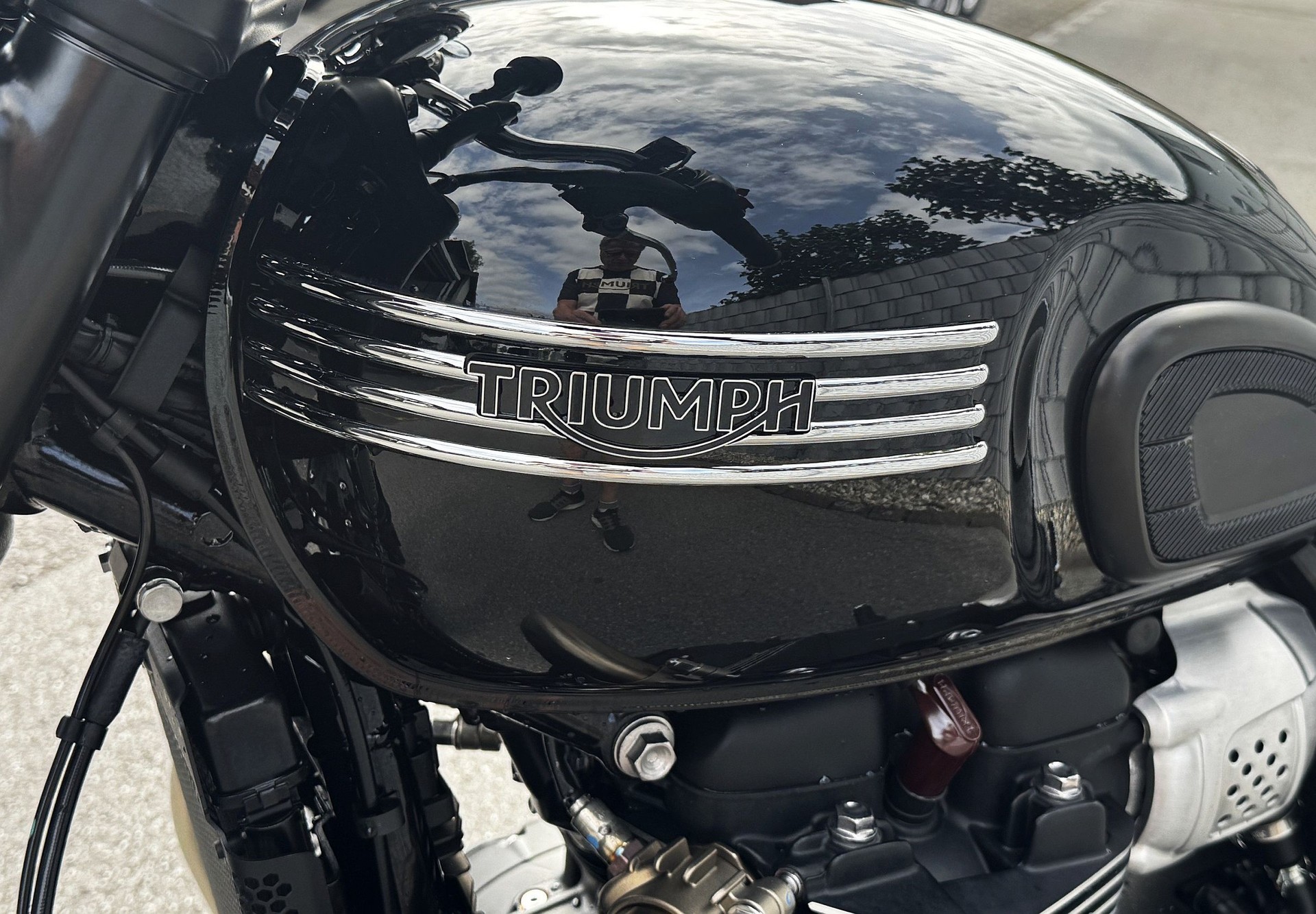 TRIUMPH Bonneville 900 T 100 (35kW)-image-3