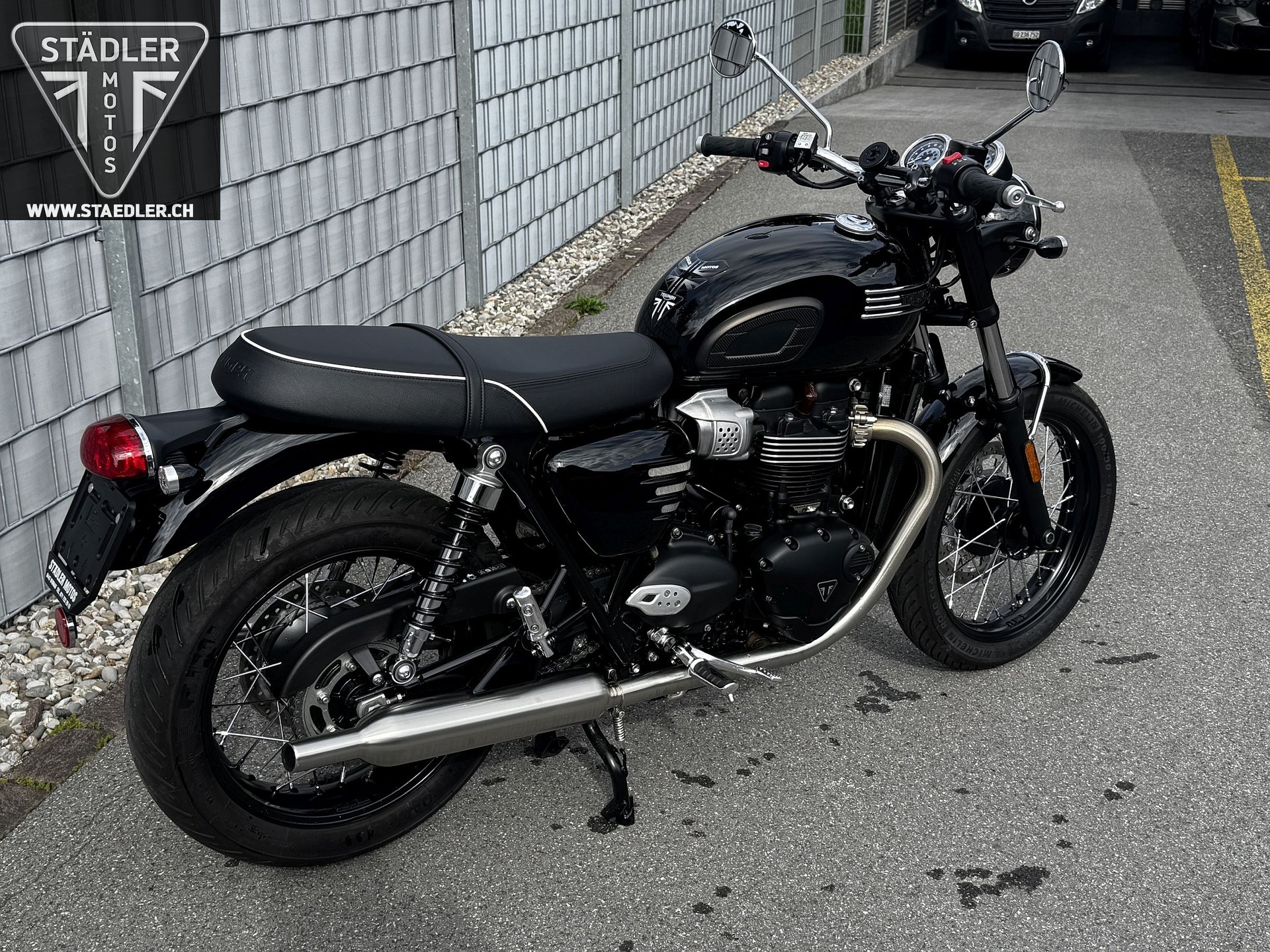 TRIUMPH Bonneville 900 T 100 (35kW)-image-1