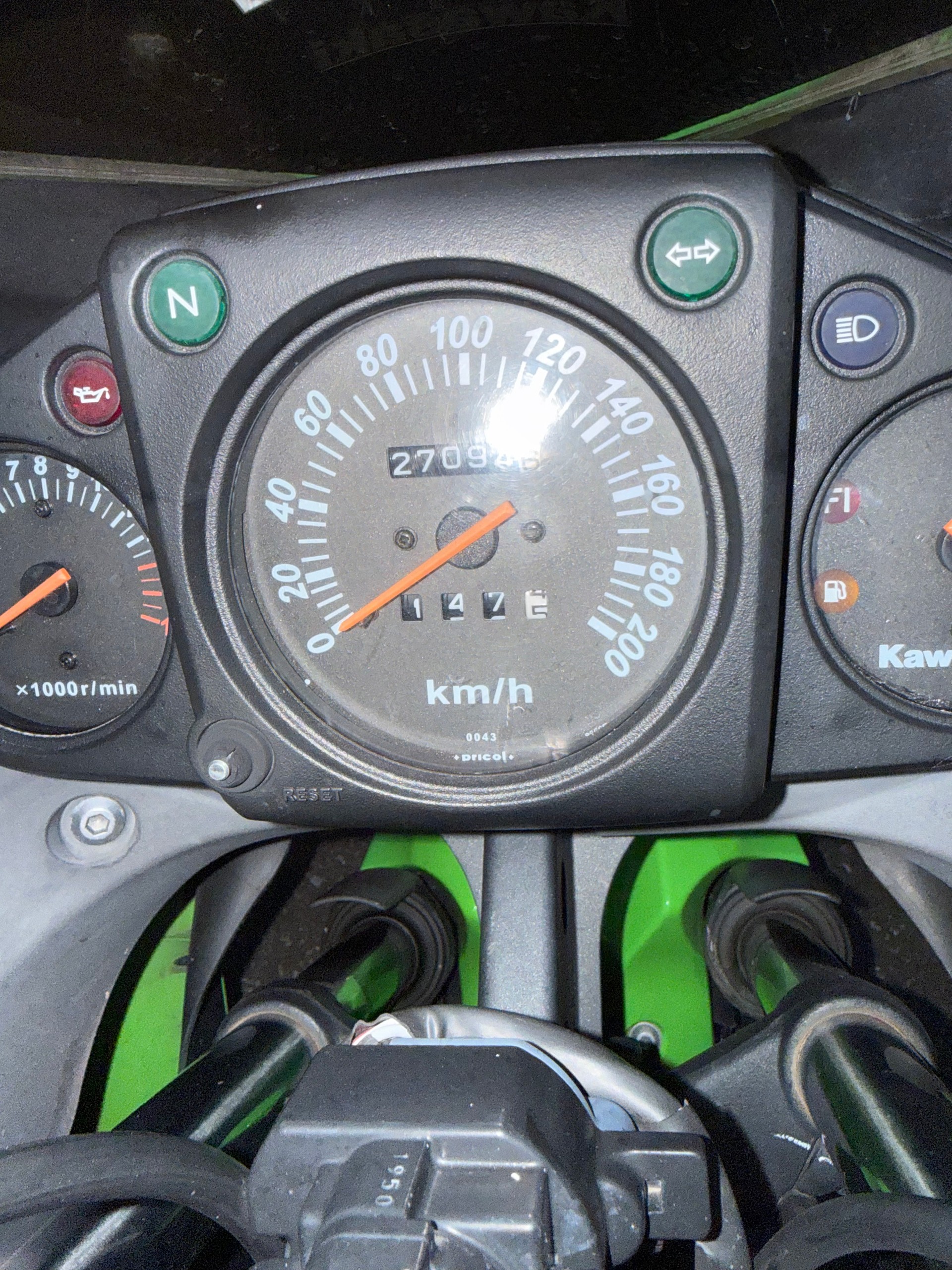 KAWASAKI Ninja 250 R-image-5