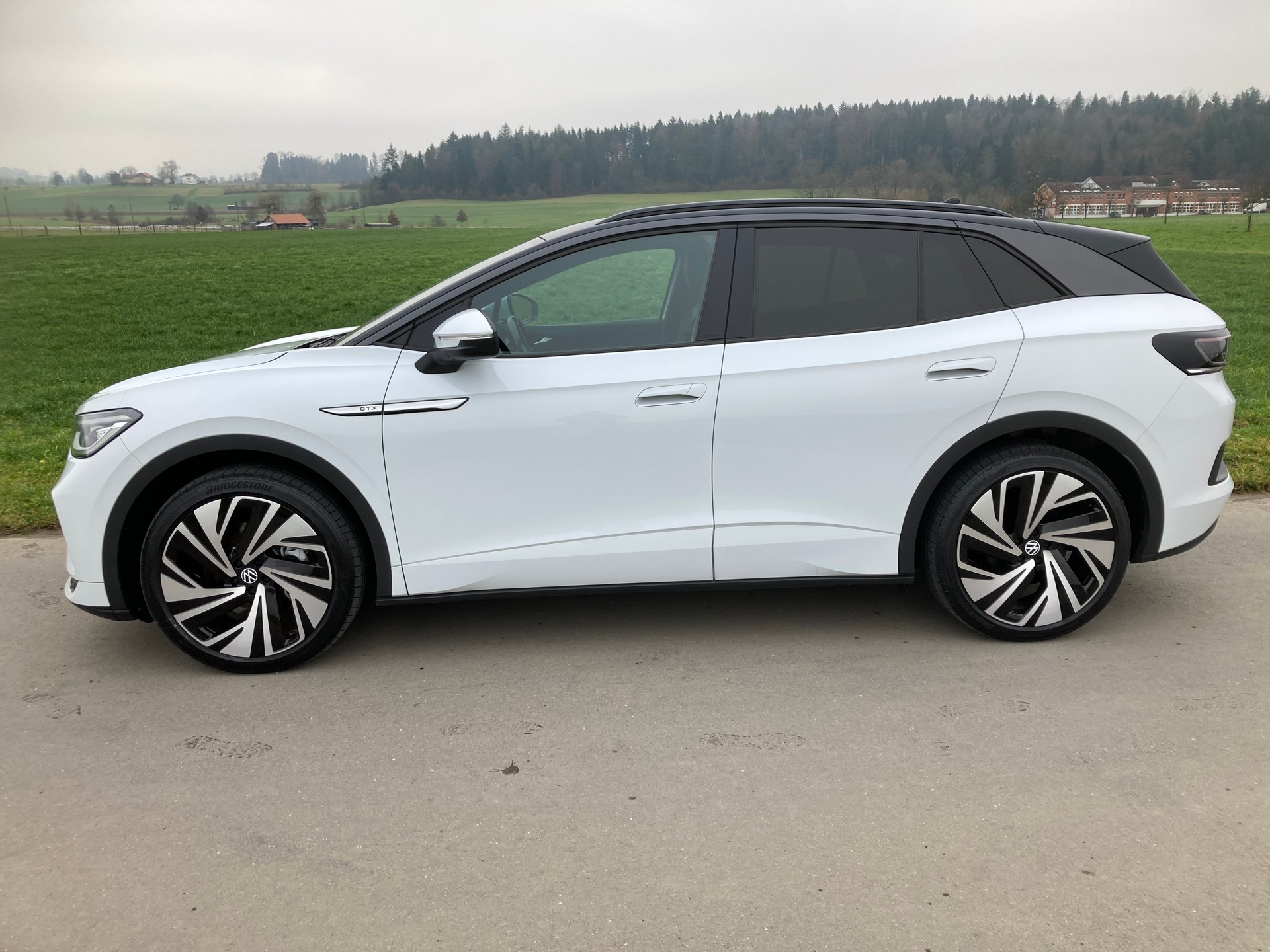 VW ID.4 GTX 77 kWh 4Motion-image-4