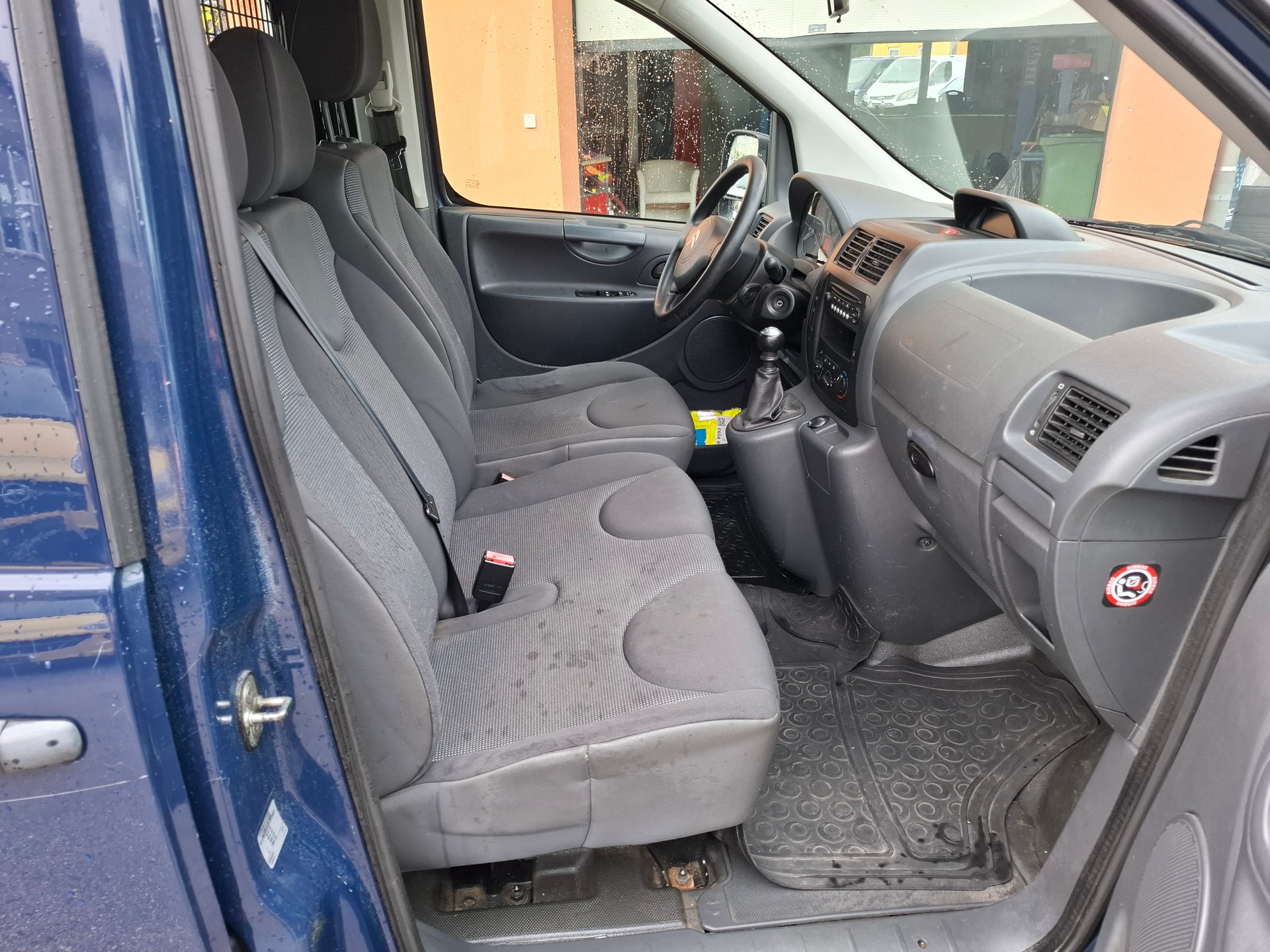 CITROEN Jumpy 2.0 HDi L2H1 Exclusive-image-7