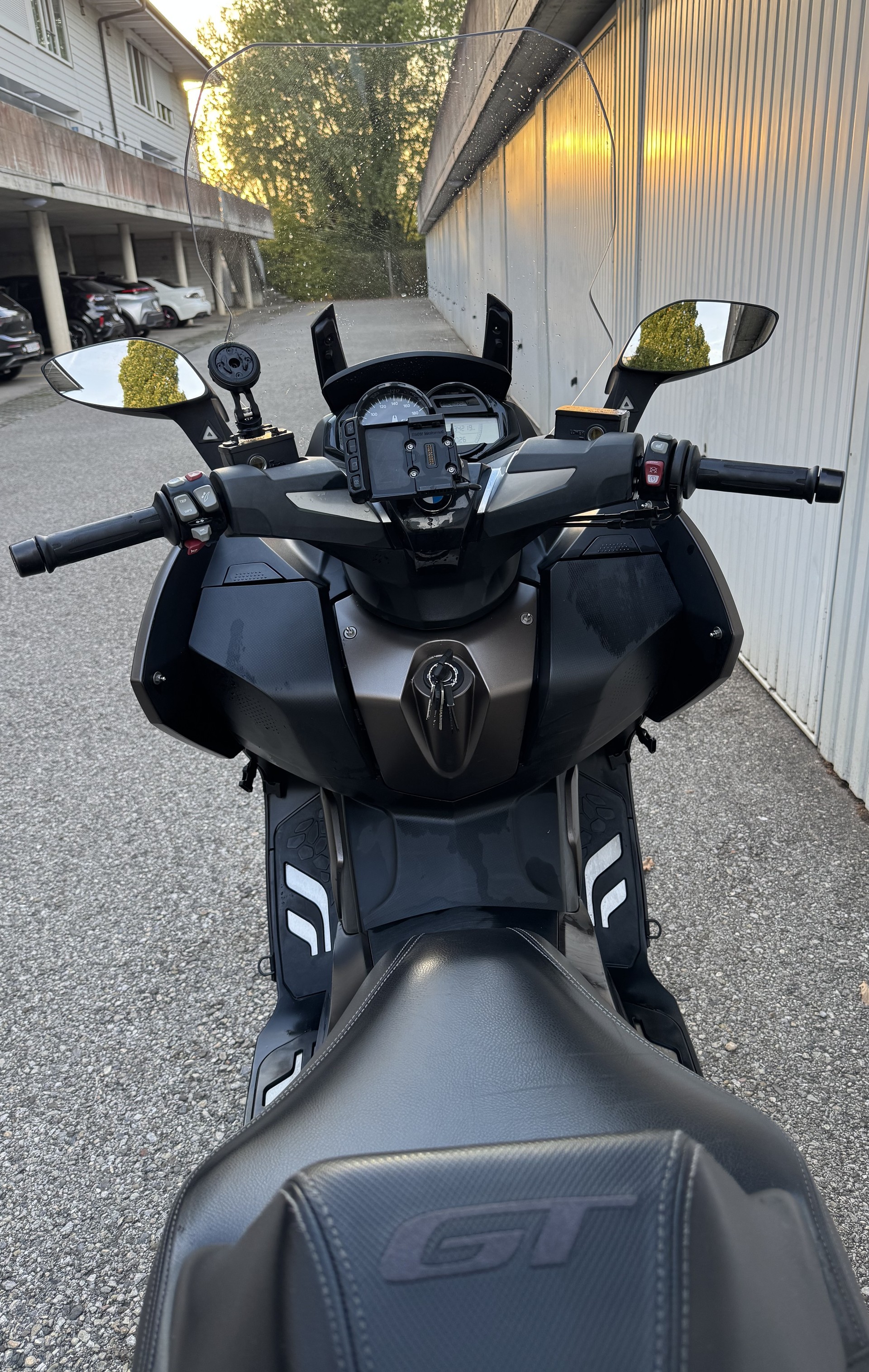 BMW C 650 GT ABS-image-5