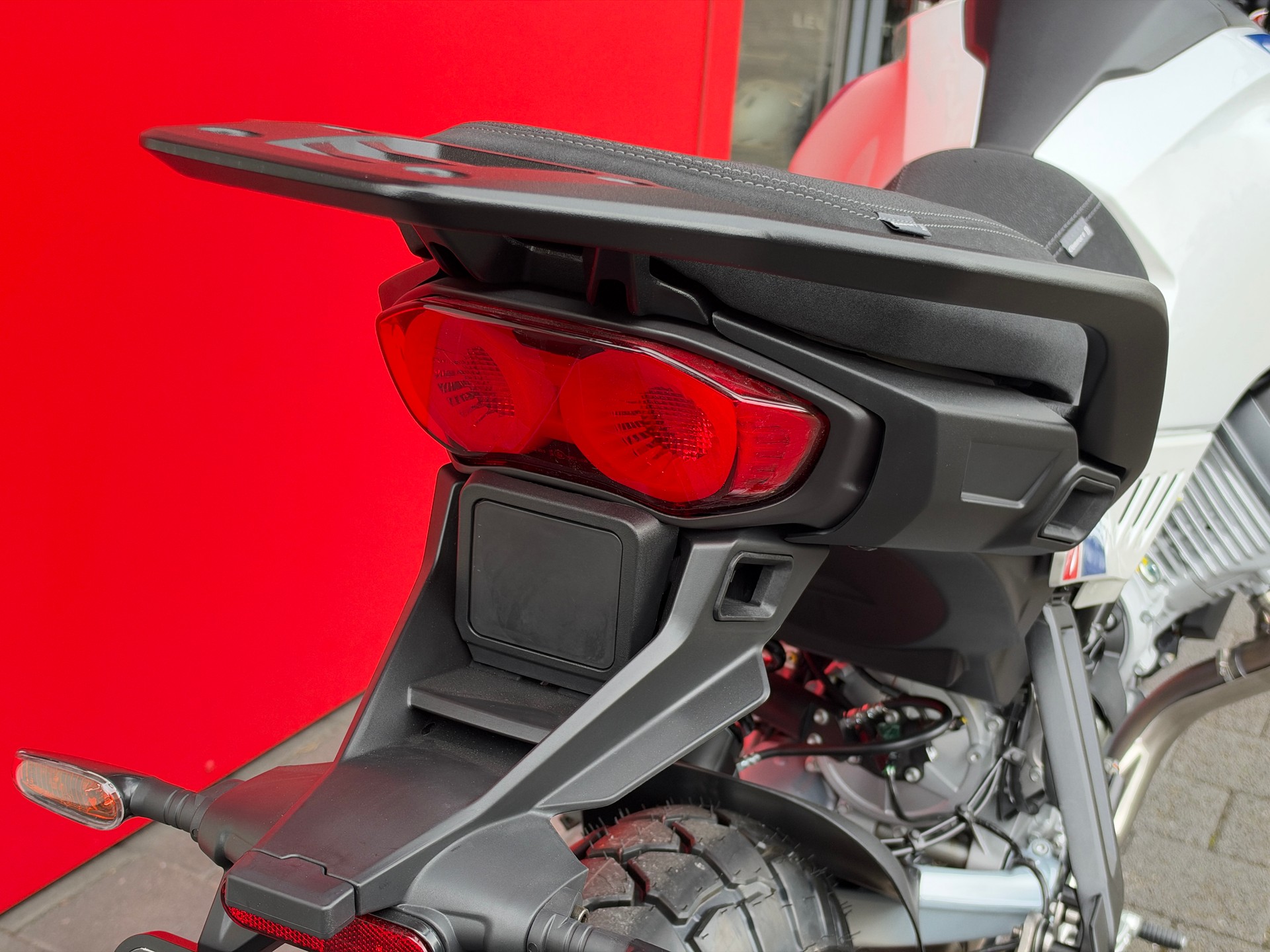 MOTO GUZZI Stelvio 1000 Ducento Tributo E5+-image-14