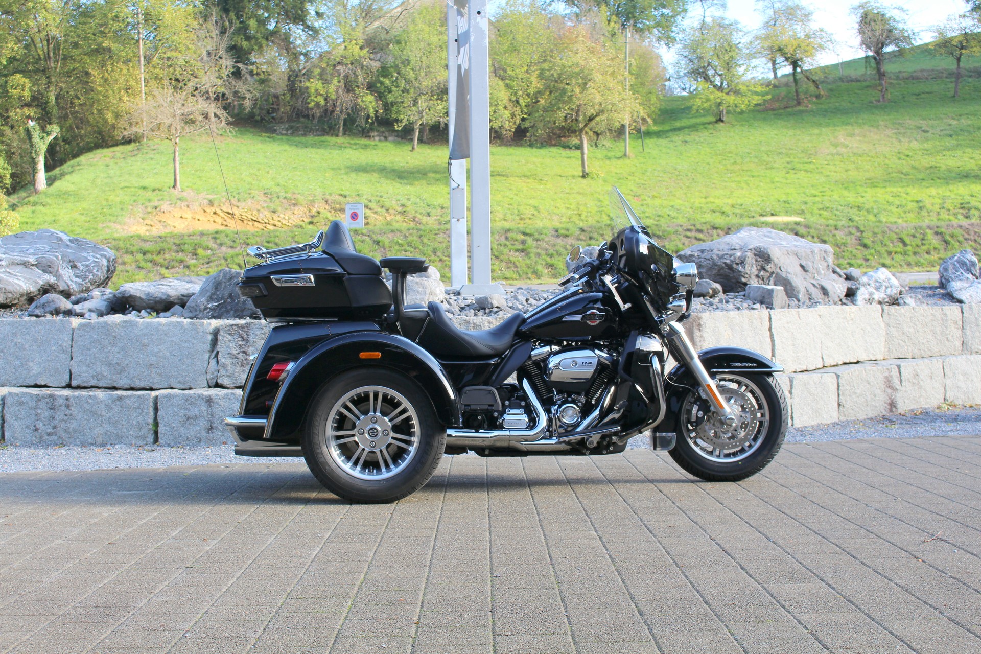 HARLEY-DAVIDSON FLHTCUTG Tri Glide Ultra 114-image-5