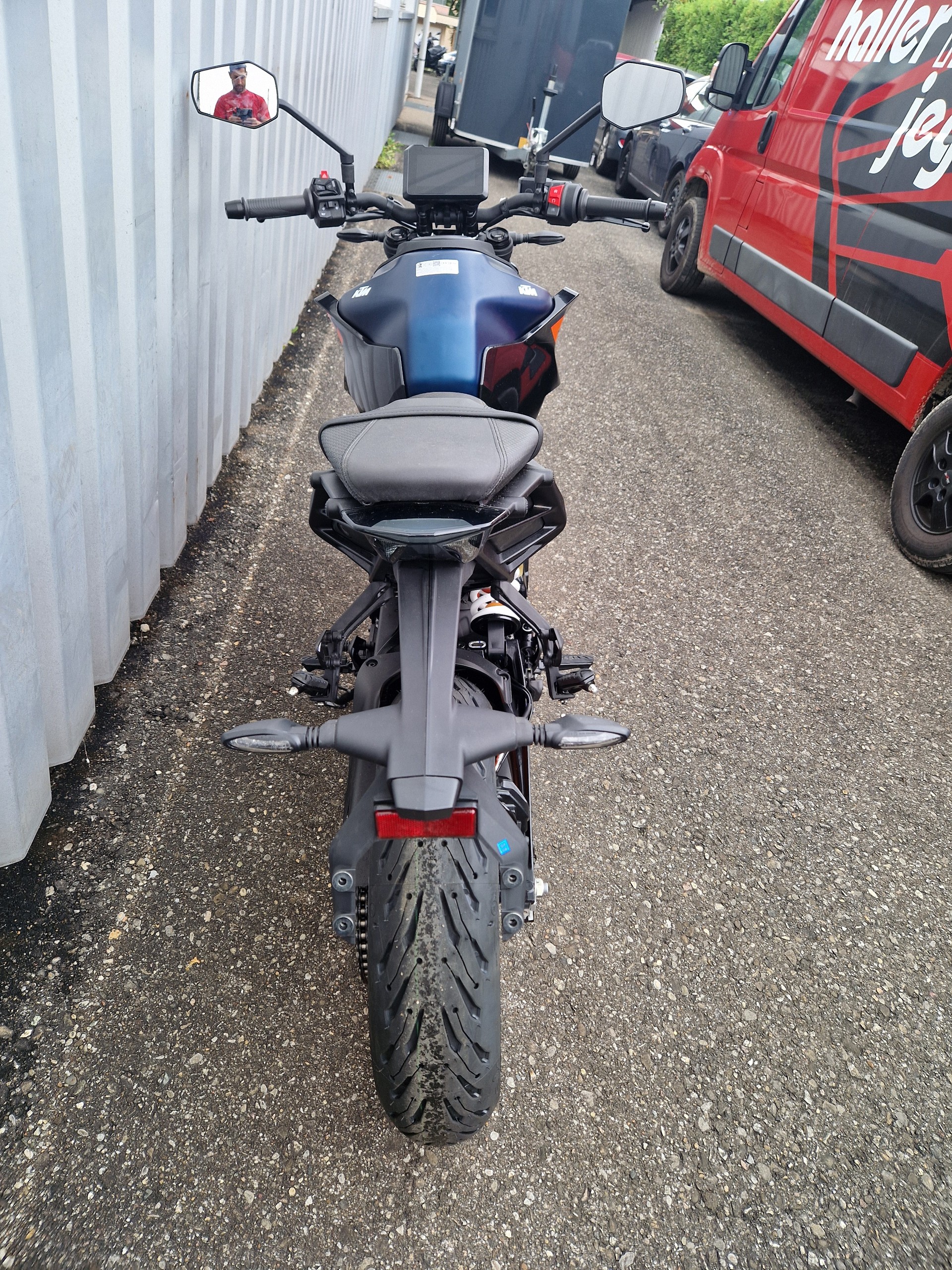 KTM 125 Duke 2024-image-4