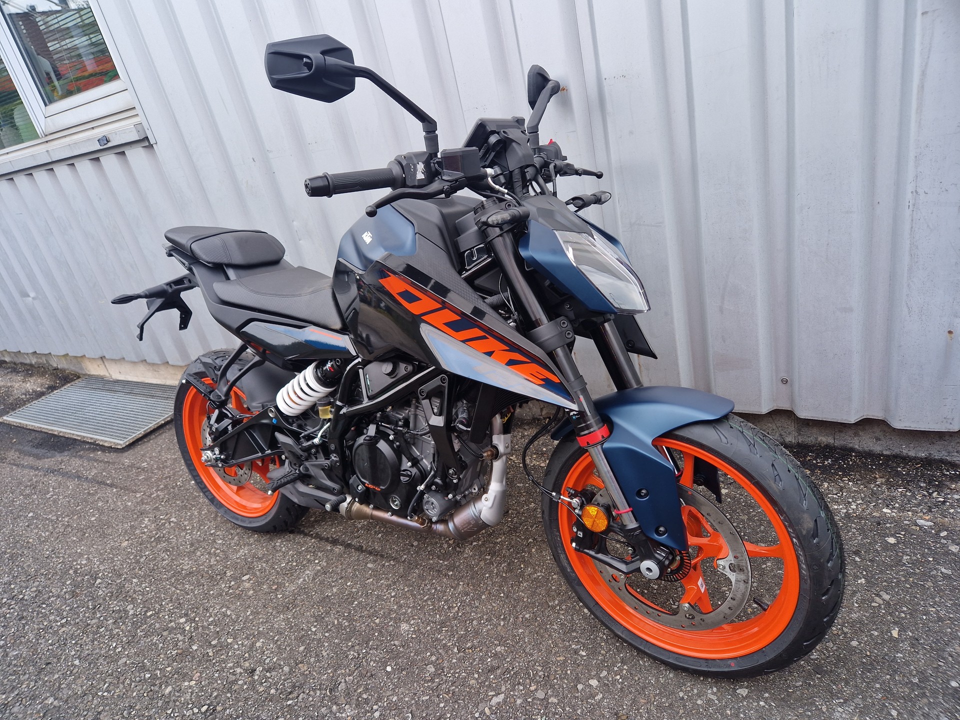 KTM 125 Duke 2024-image-1