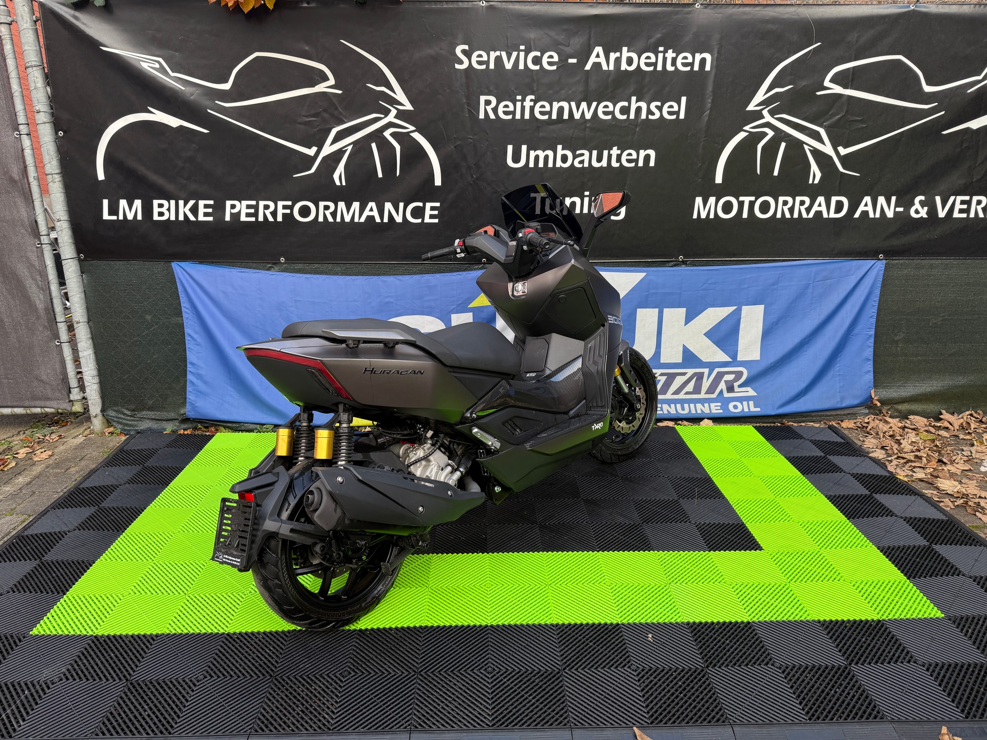 TARO Huracan 300-showroom-element-2