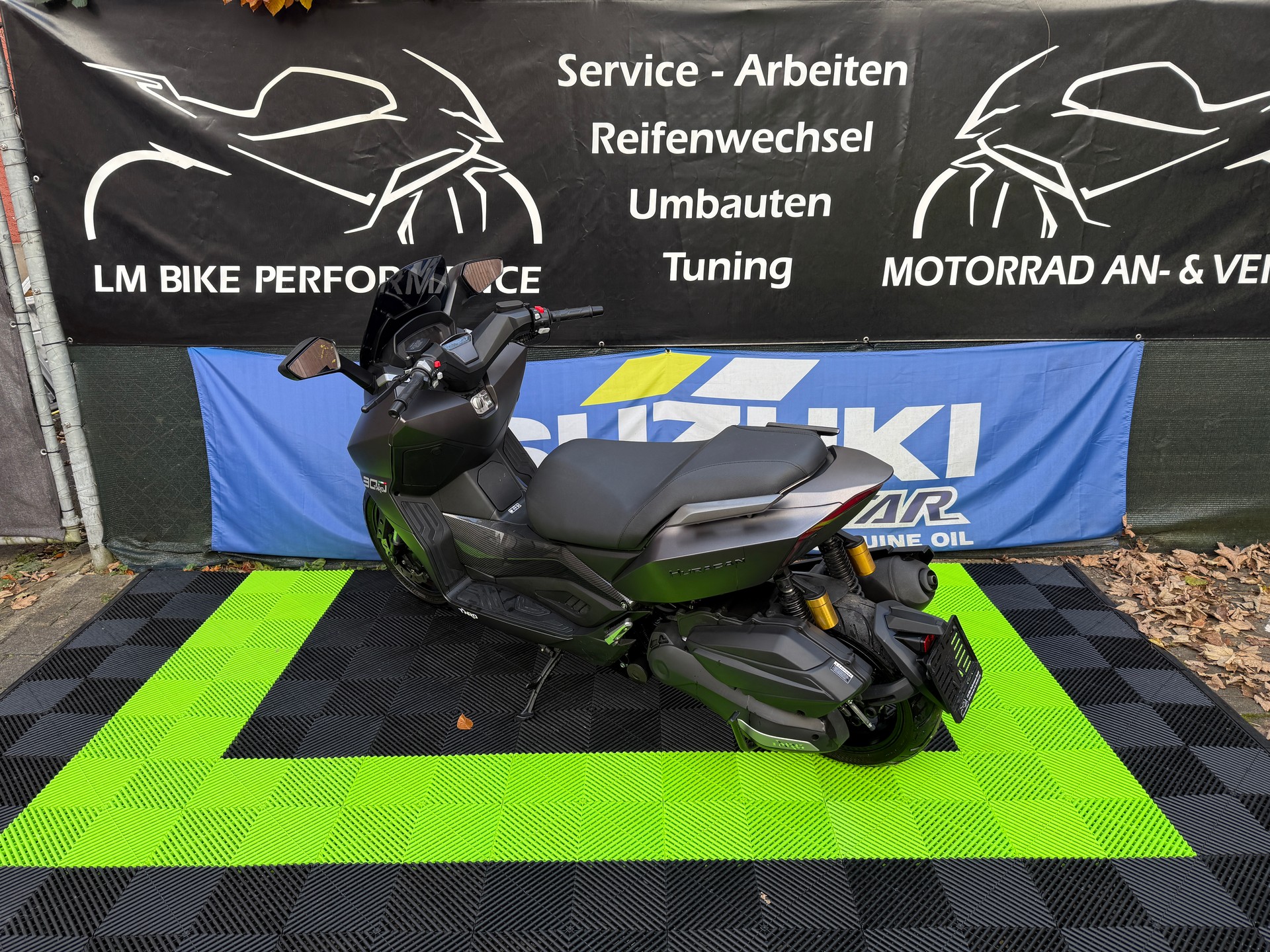 TARO Huracan 300-showroom-element-3