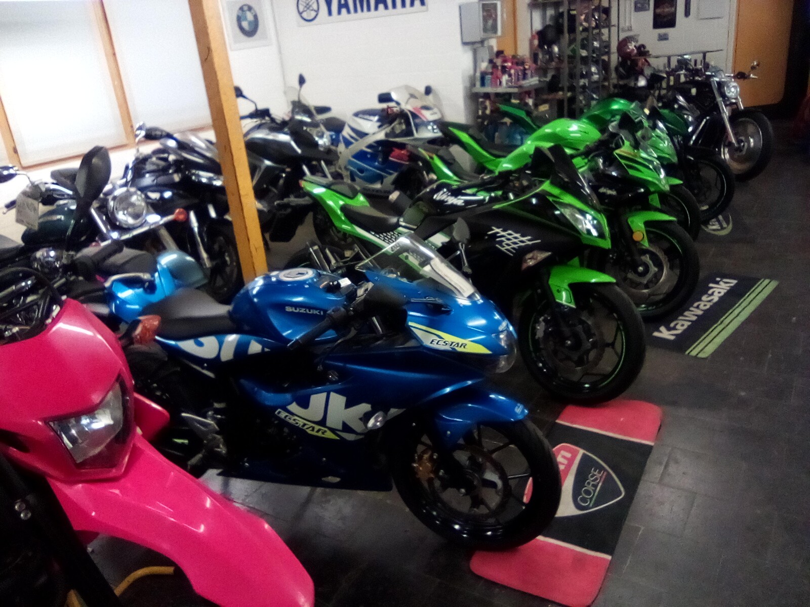 KAWASAKI Ninja 125 ABS-image-4