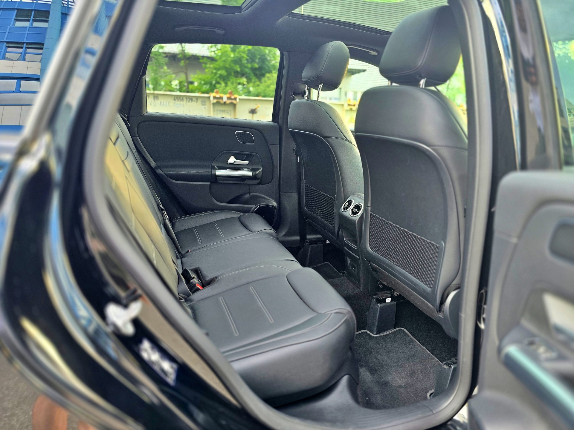 MERCEDES-BENZ B 200 Night Star AMG Line 7G-DCT-image-10