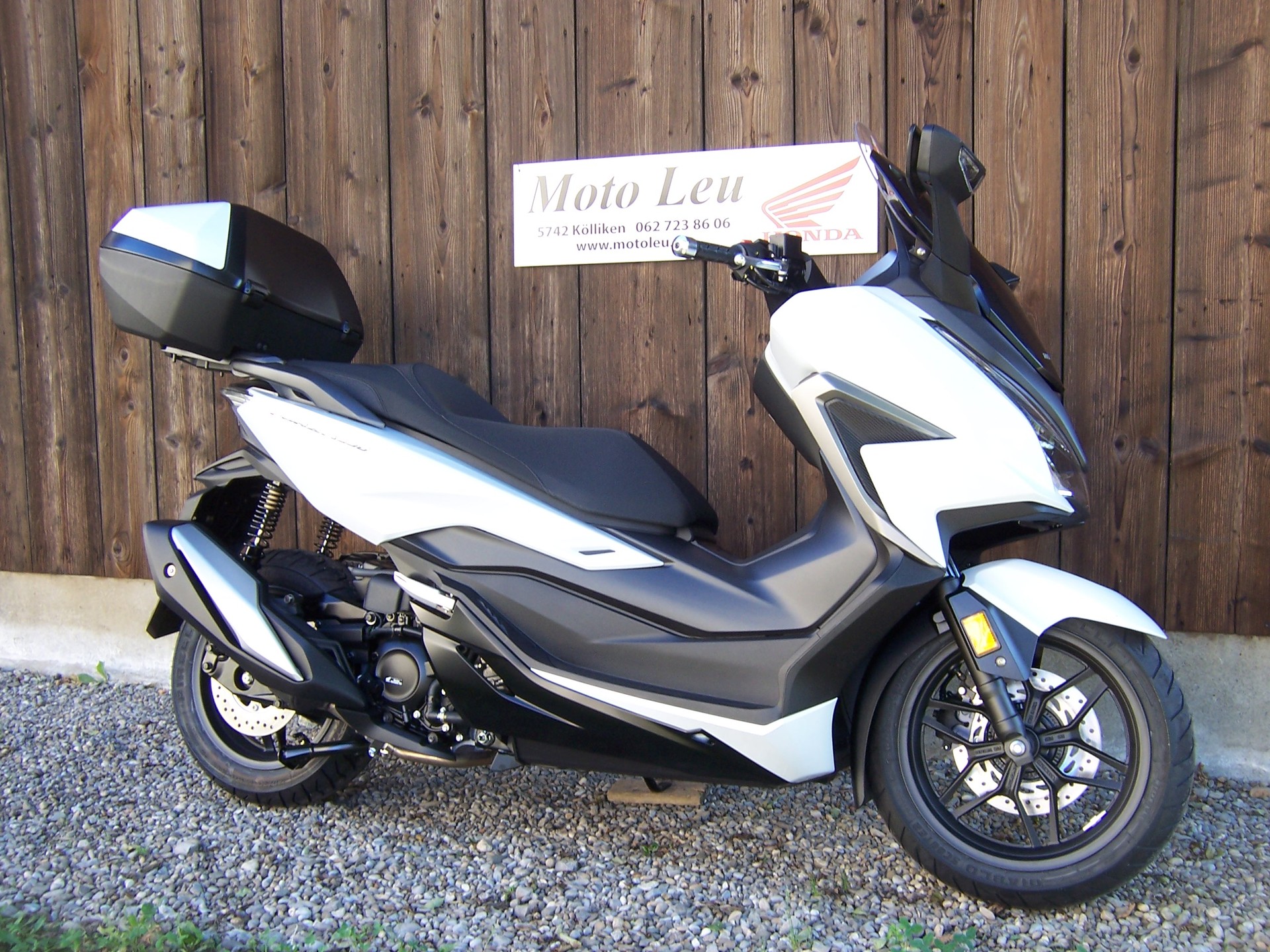 HONDA NSS 350 Smart Top Box-image-10