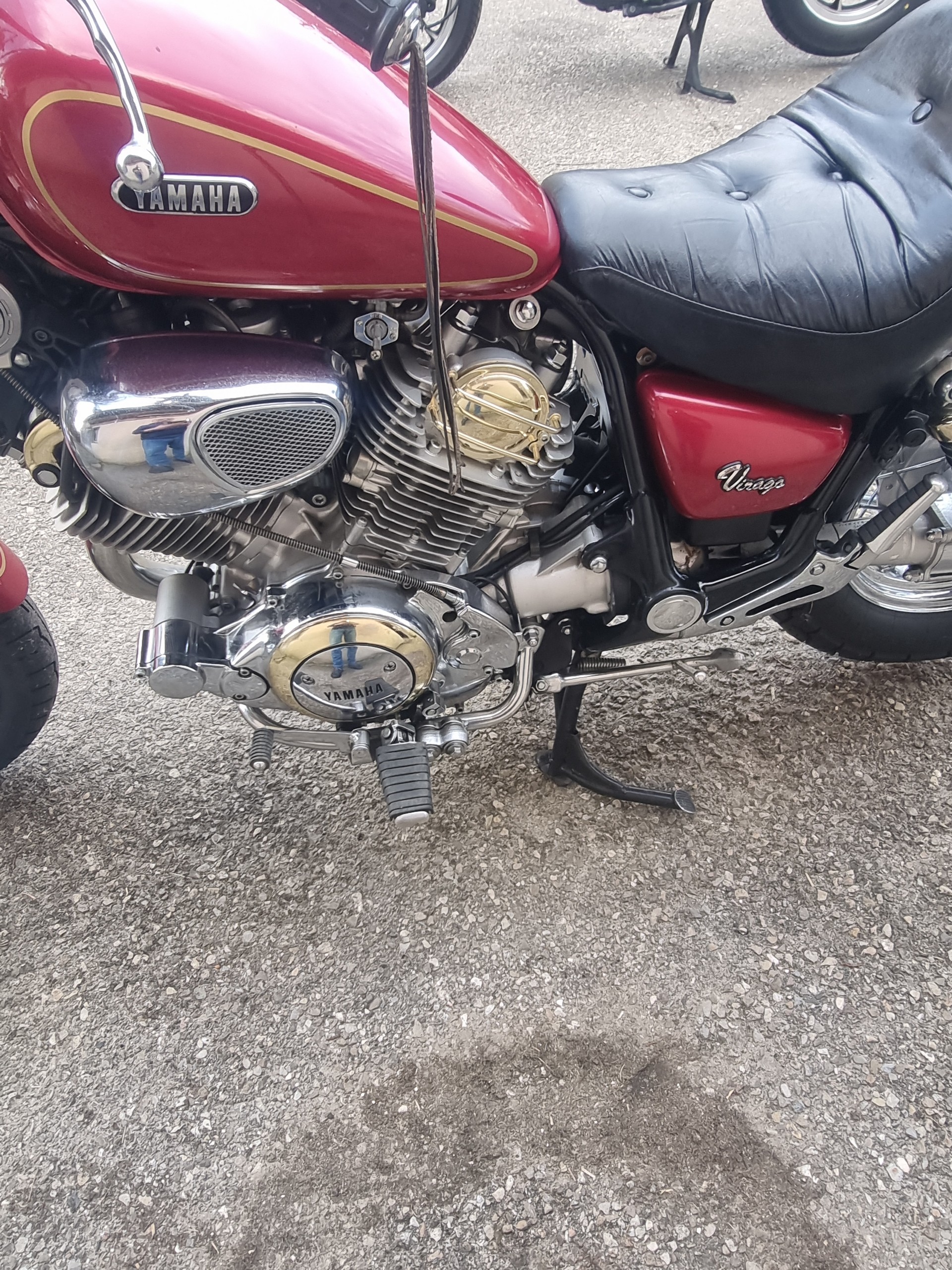 YAMAHA XV 750 SE Virago-image-2