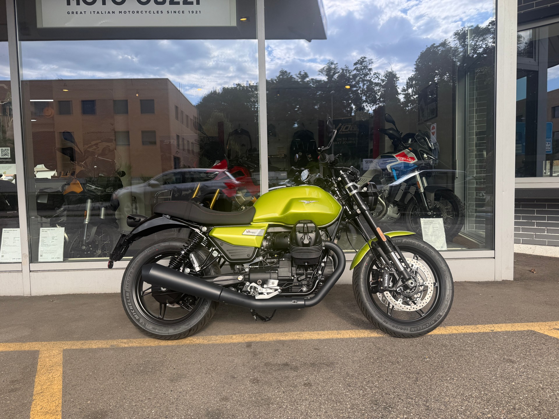 MOTO GUZZI V7 Sport-image-1