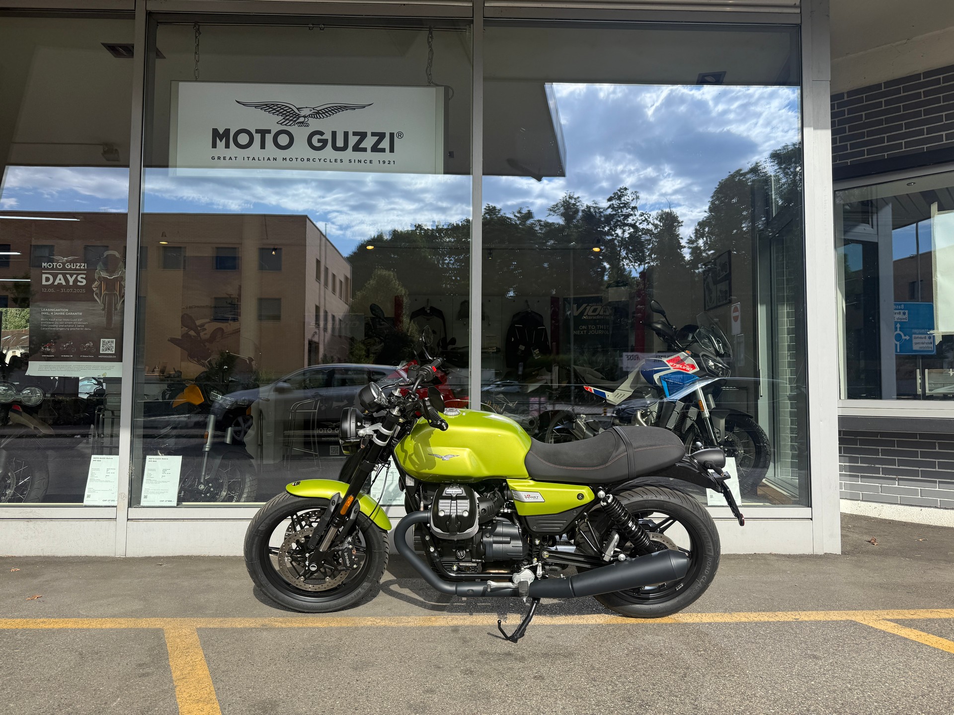 MOTO GUZZI V7 Sport-image-7