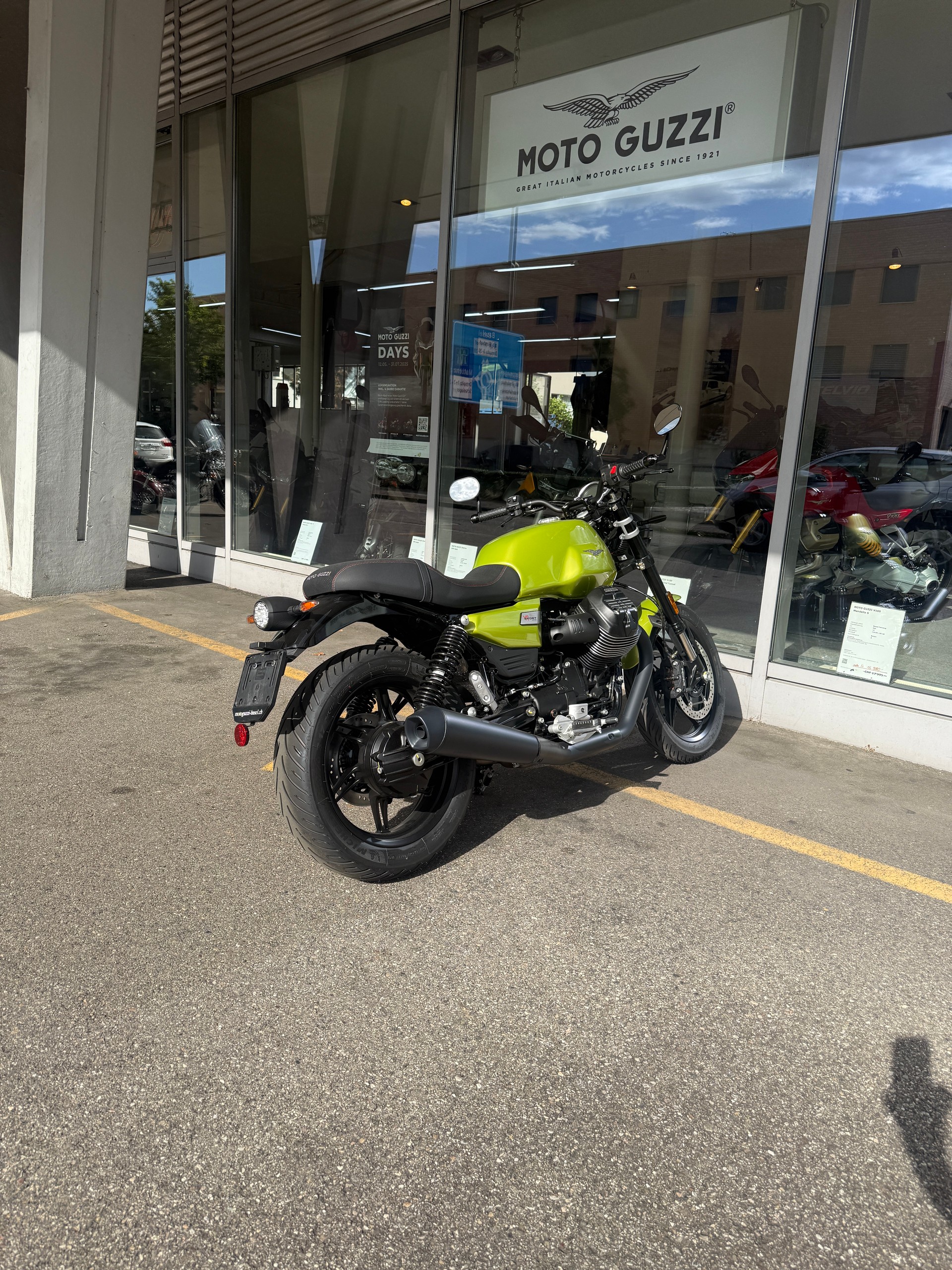 MOTO GUZZI V7 Sport-image-11