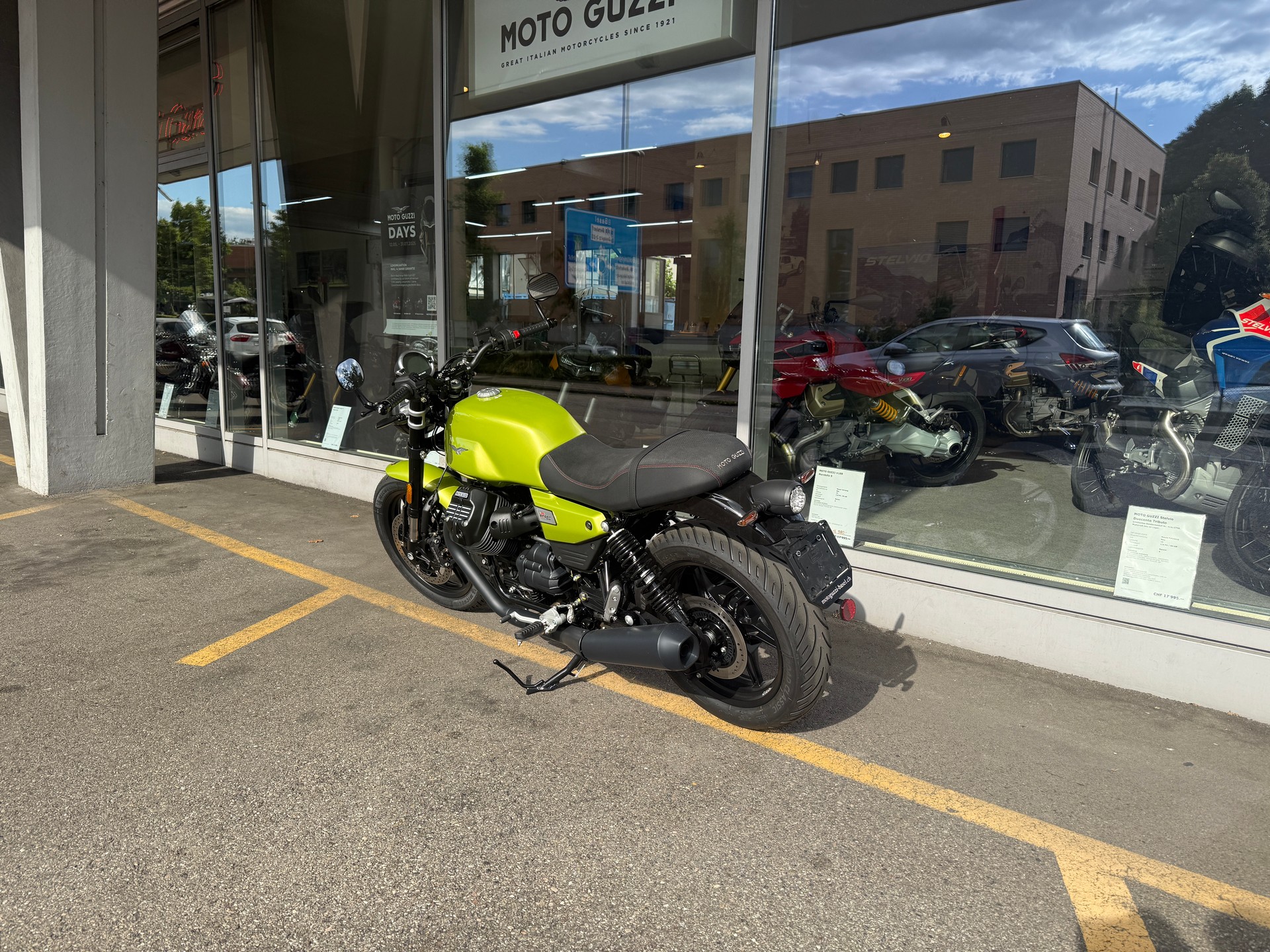 MOTO GUZZI V7 Sport-image-8
