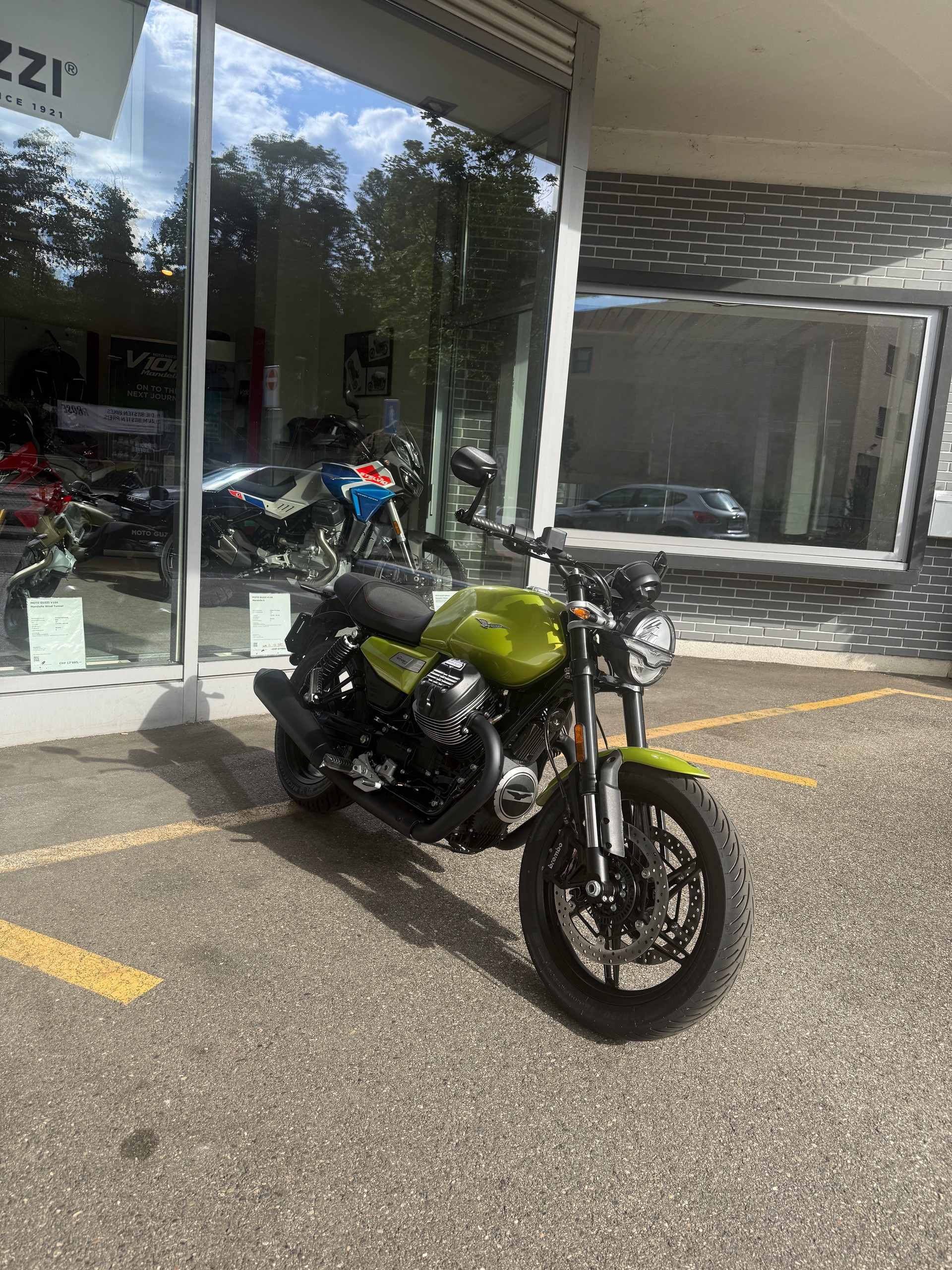 MOTO GUZZI V7 Sport-image-5