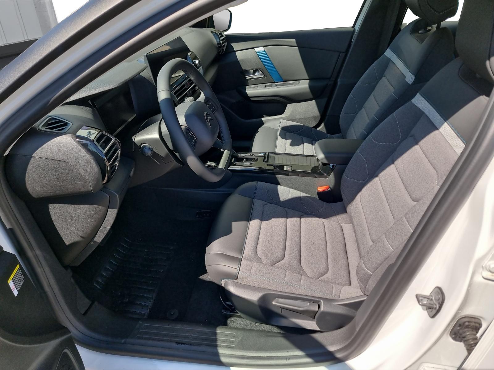 CITROEN e-C4 Swiss Edition-image-7