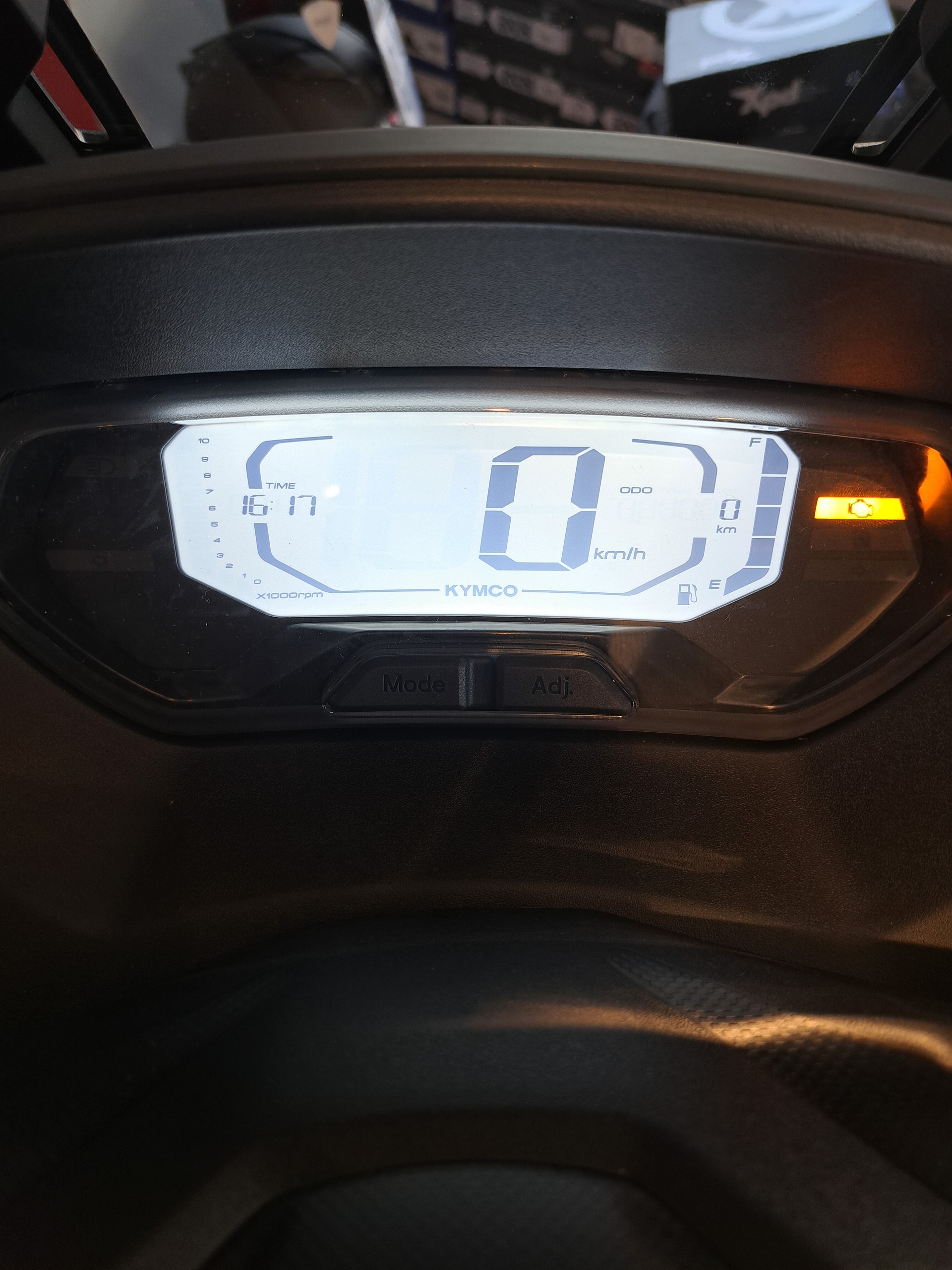 KYMCO Sky Town 125-image-6
