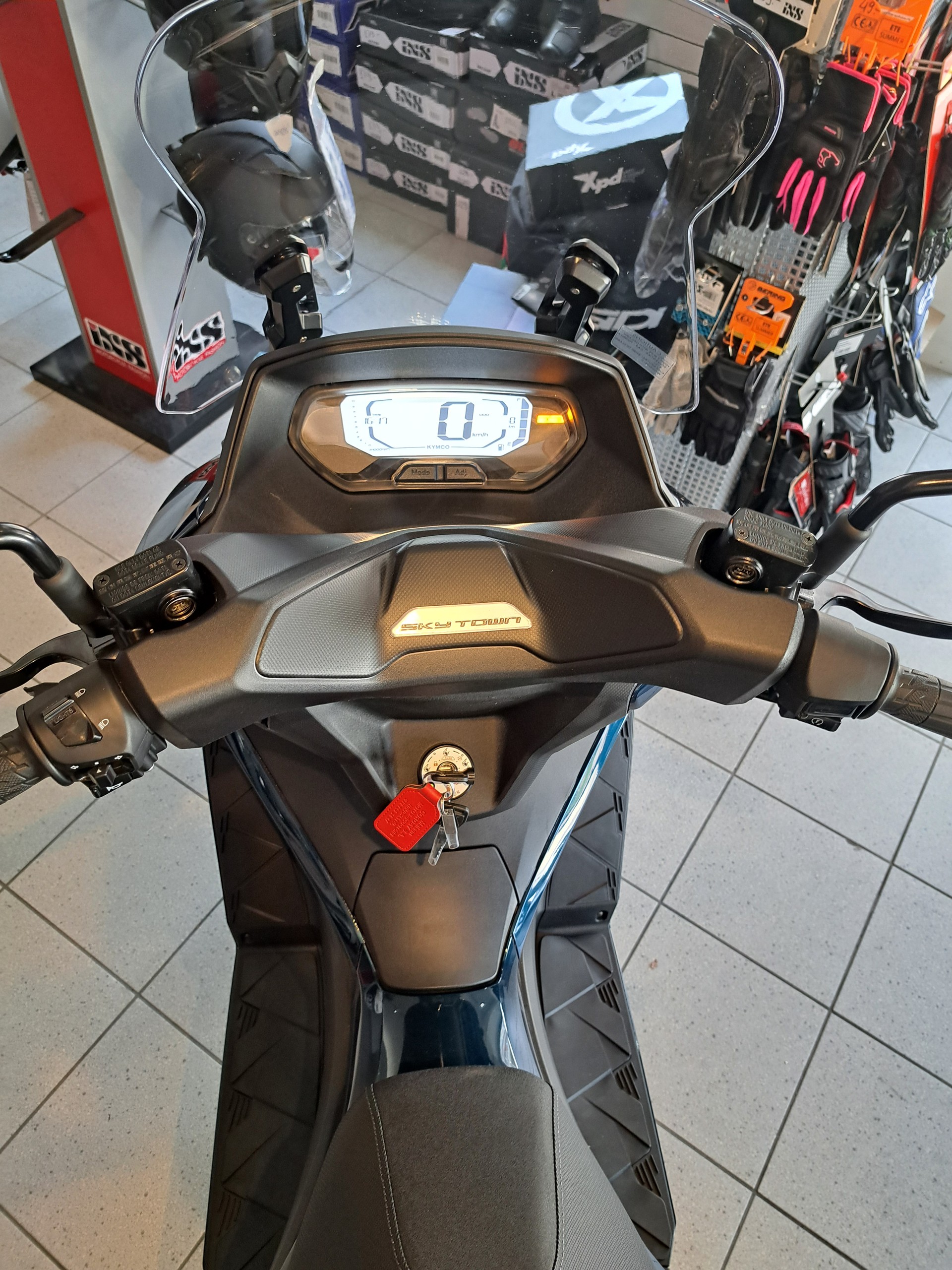 KYMCO Sky Town 125-image-2
