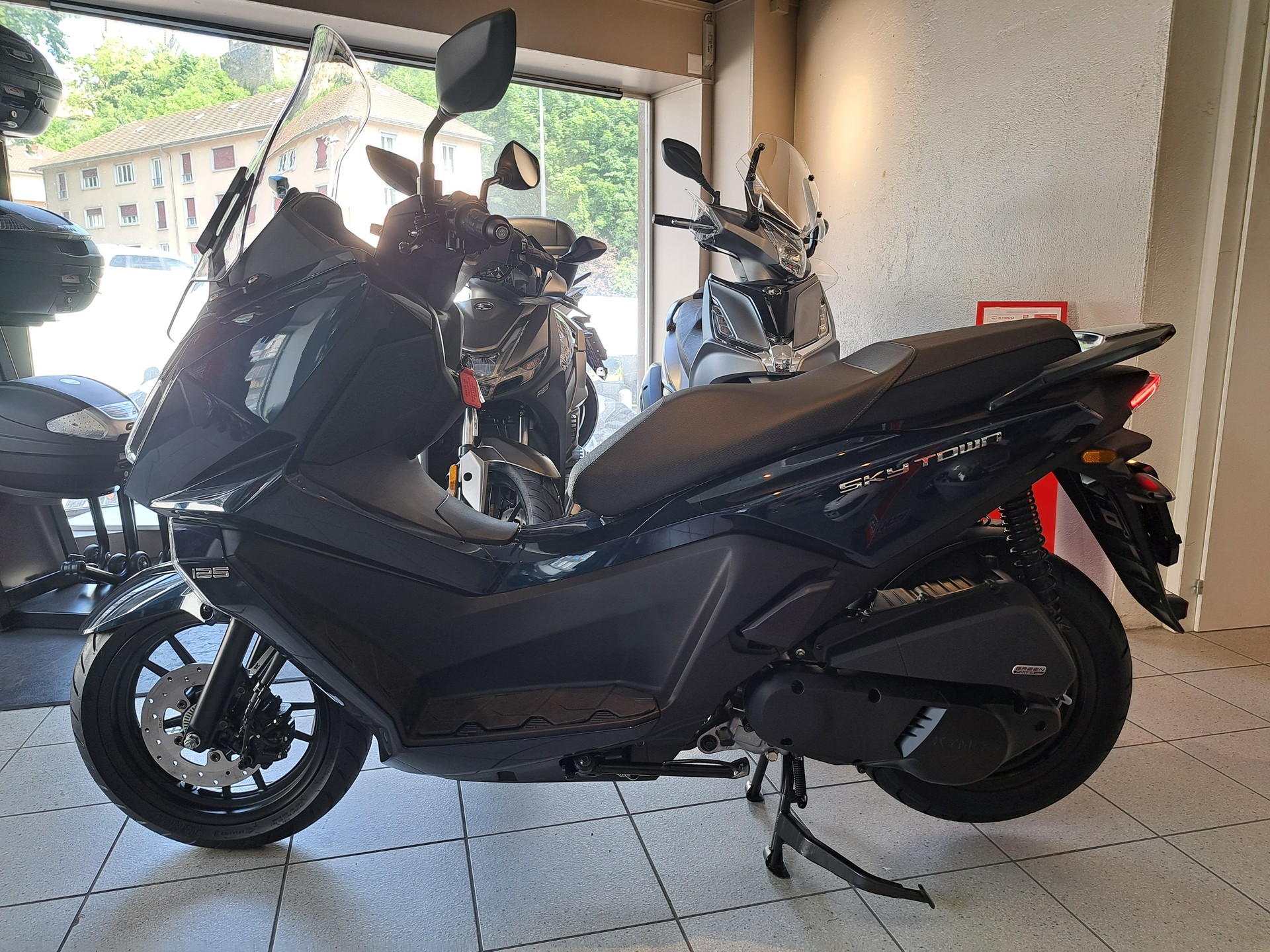 KYMCO Sky Town 125-image-4
