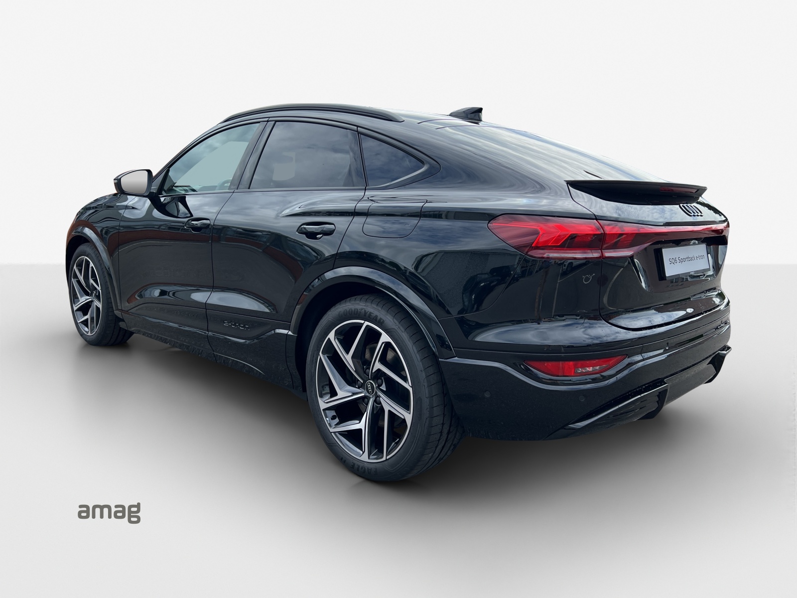 AUDI SQ6 Sportback e-tron quattro-showroom-element-2