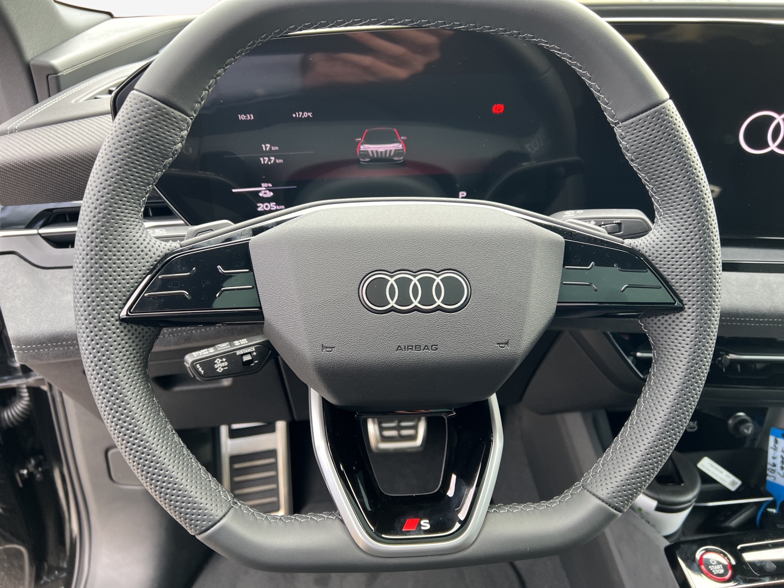 AUDI SQ6 Sportback e-tron quattro-image-9
