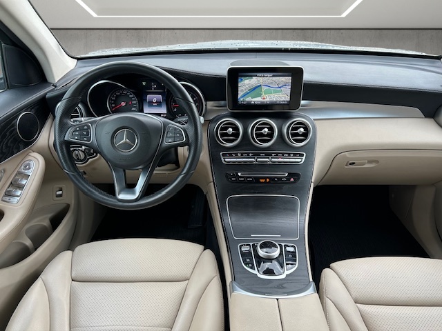 MERCEDES-BENZ GLC 250 Exclusive 4Matic 9G-Tronic-image-7