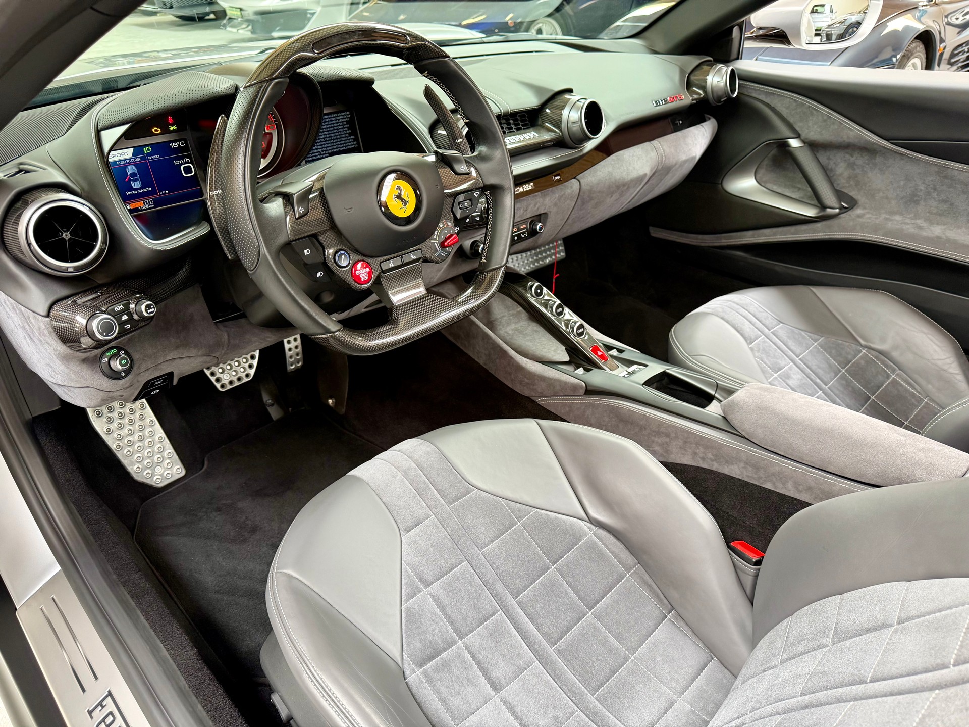 FERRARI 812 GTS-image-9