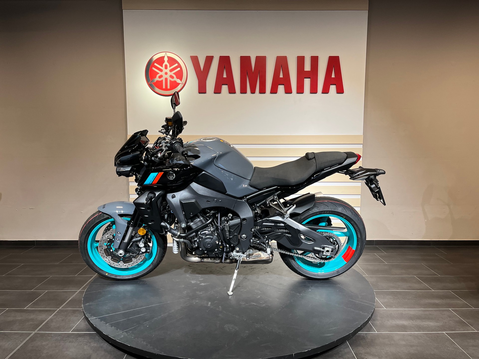 YAMAHA MT-10-image-5