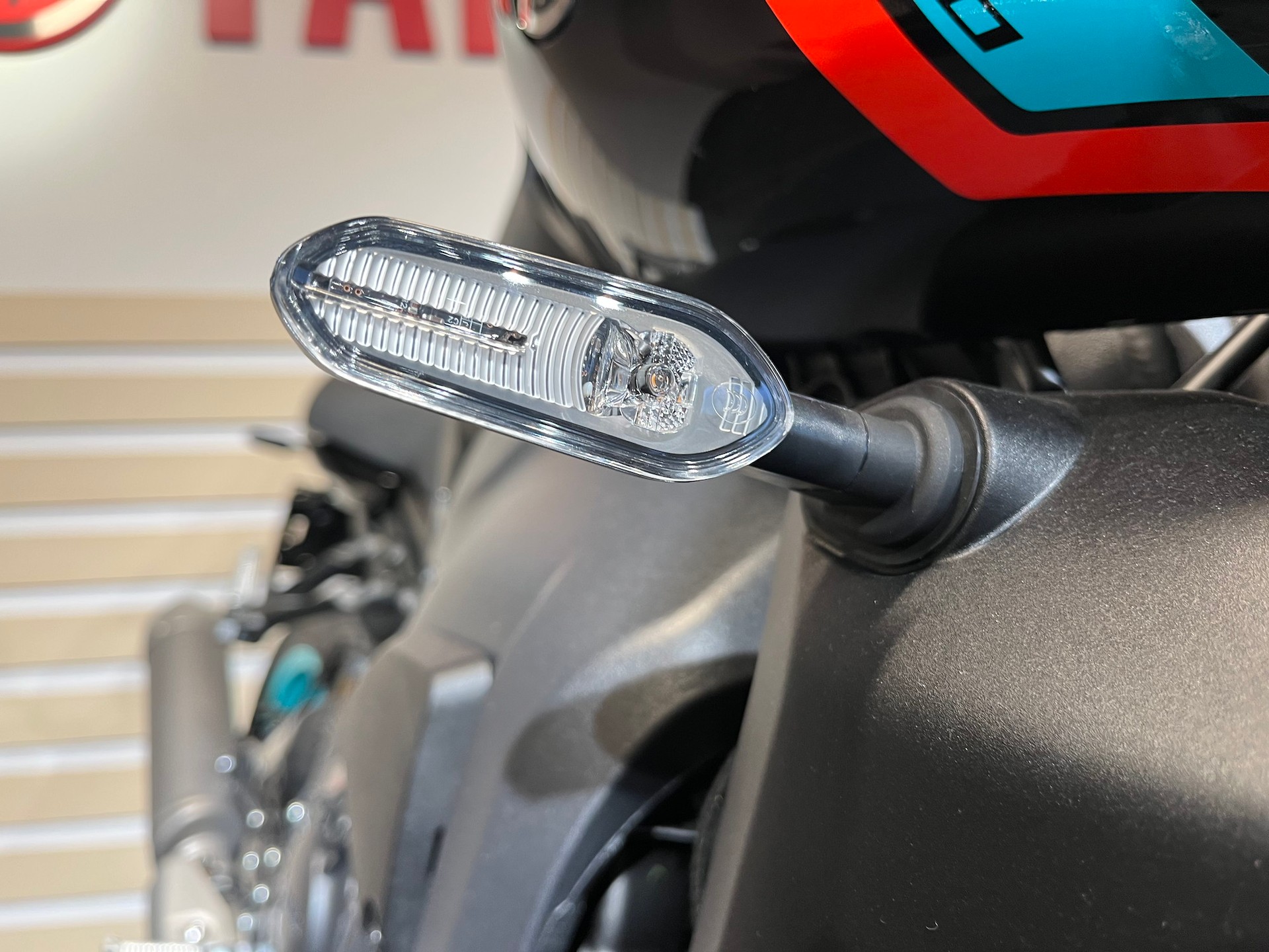 YAMAHA MT-10-image-13