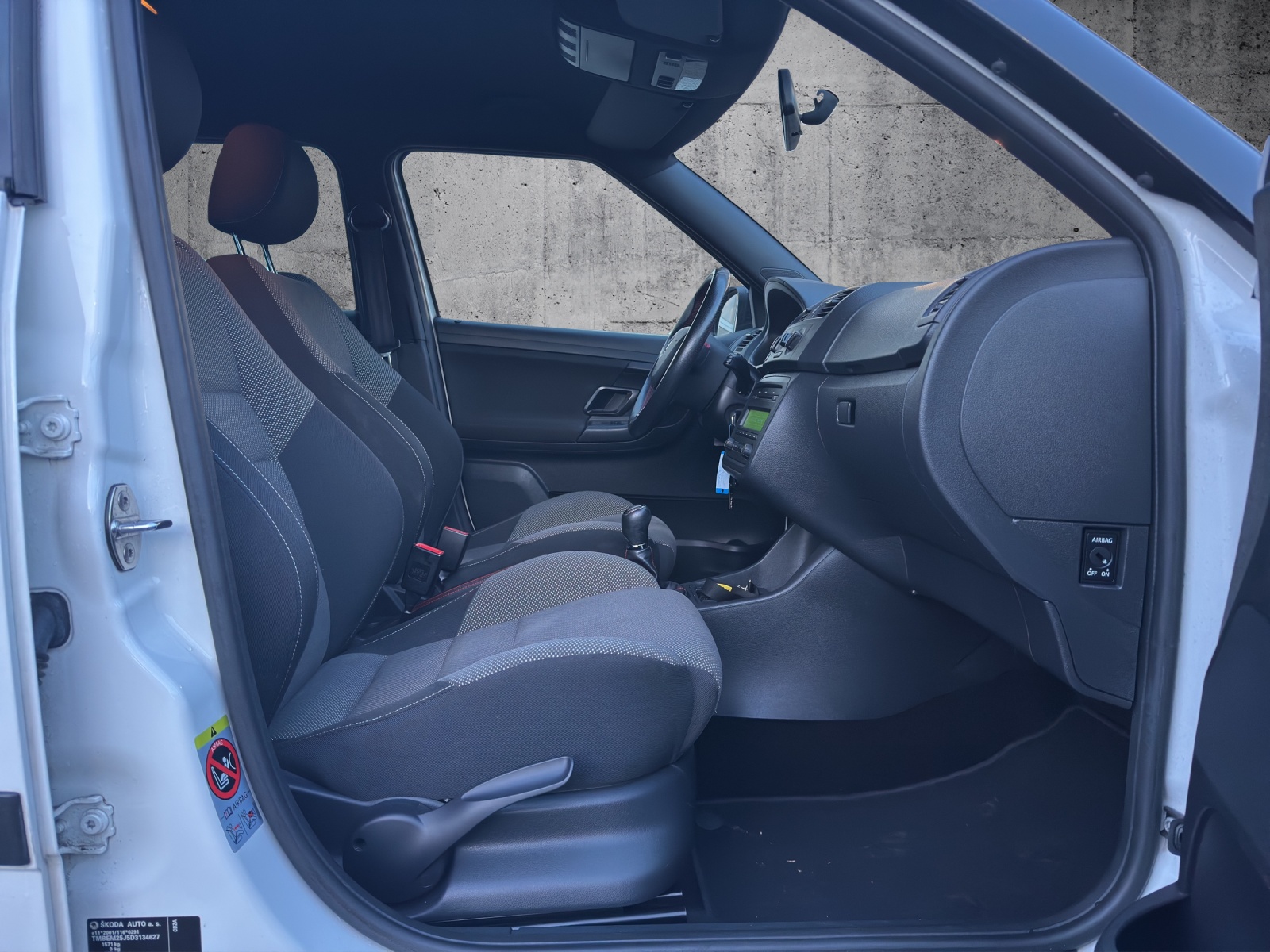 SKODA Fabia 1.2 TSI Ambition Plus-image-11