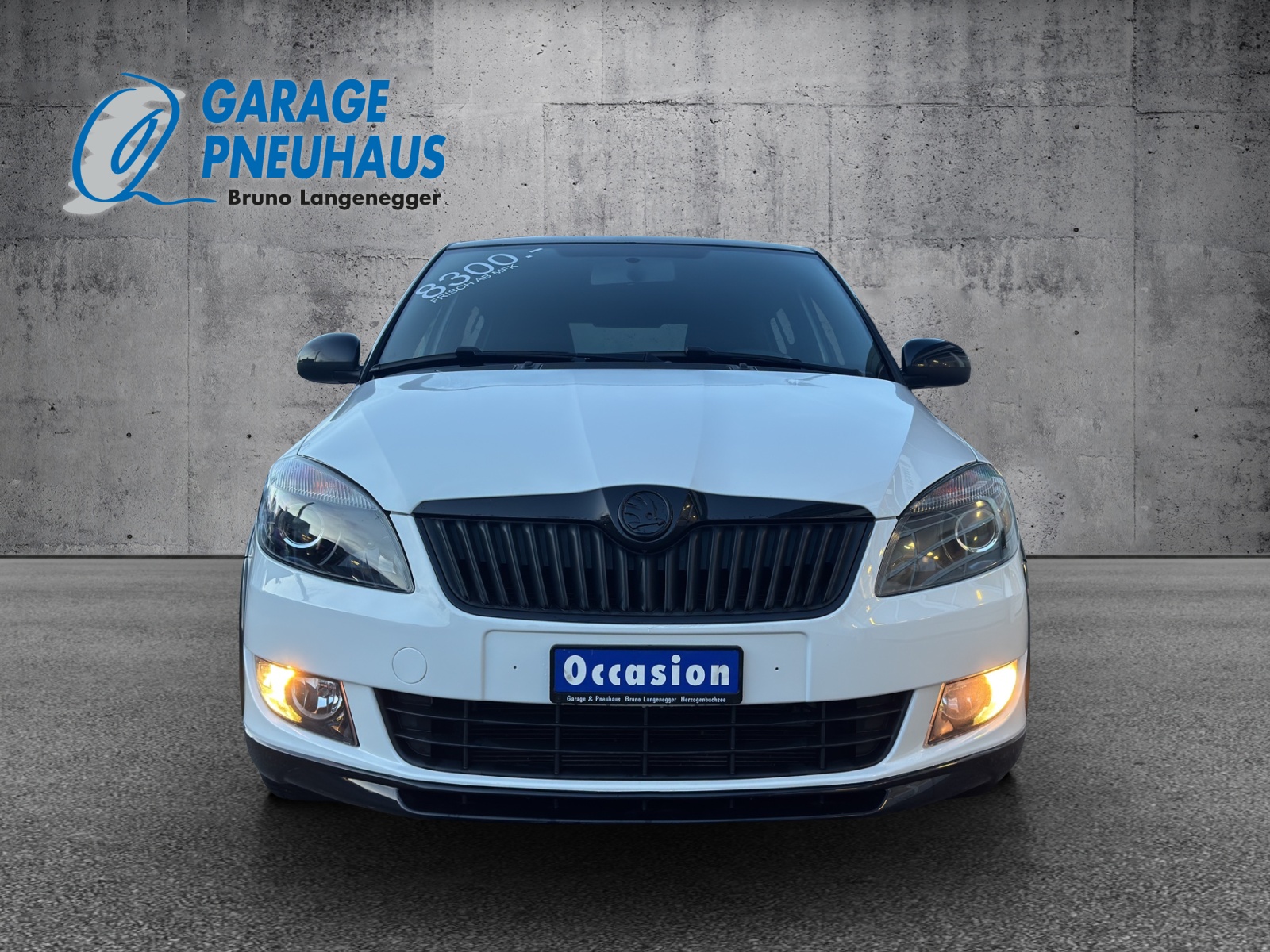 SKODA Fabia 1.2 TSI Ambition Plus-showroom-element-2