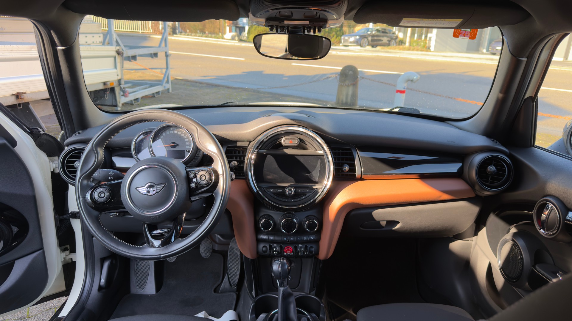 MINI Cooper SD-image-13