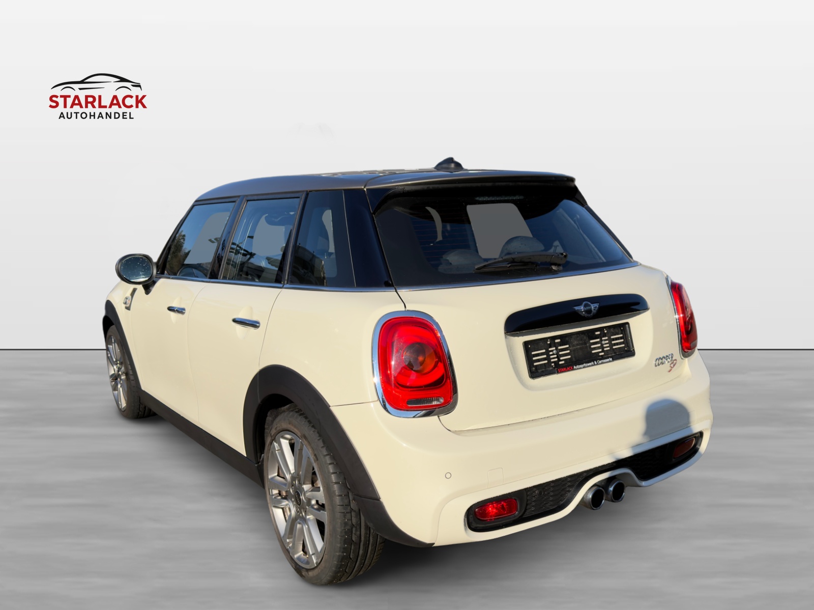 MINI Cooper SD-showroom-element-2