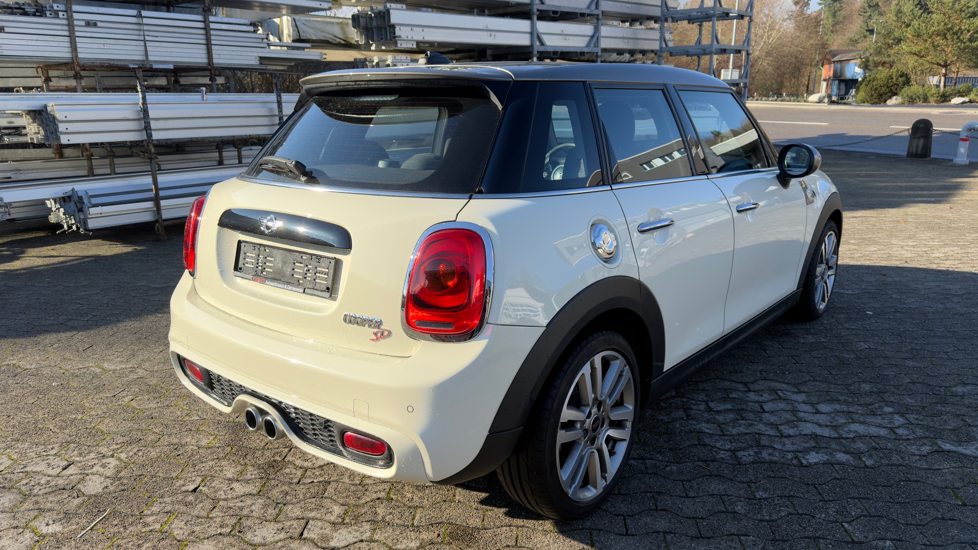 MINI Cooper SD-image-4