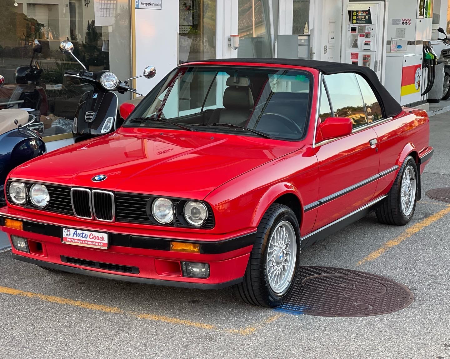 BMW 325i Cabrio-image-8